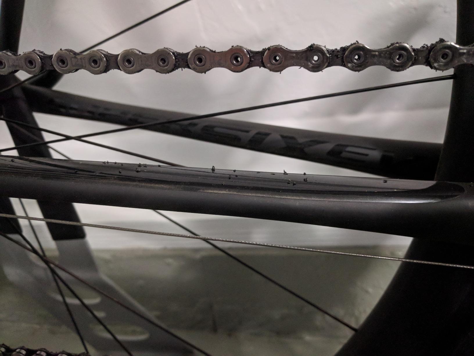 Muc-Off C3 Wet Chain Lube, Ceramic Bike Chain Oil | Nano Ceramic Coating, Repels Water and Grime, Up to 250 Miles per Application, UV Dye for Coverage, MTB and Road customer photo 2
