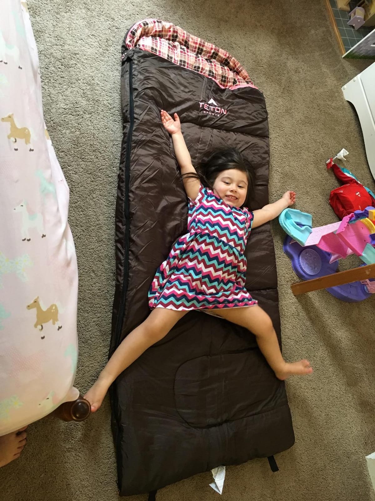 Teton Junior, 20 Degree and 0 Degree Sleeping Bags. Finally, Sleeping Bag for Boys, Girls, All Kids, Warm and Comfortable, for All Camping Weather and Built to Last customer photo 2