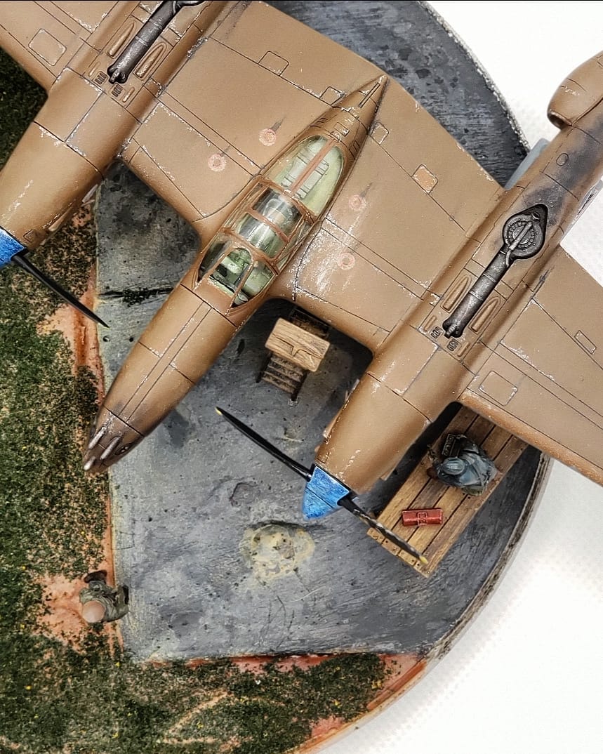 Hobby Boss Easy Assembly P-38L-5-LO Lightning Airplane Model Building Kit customer photo 1
