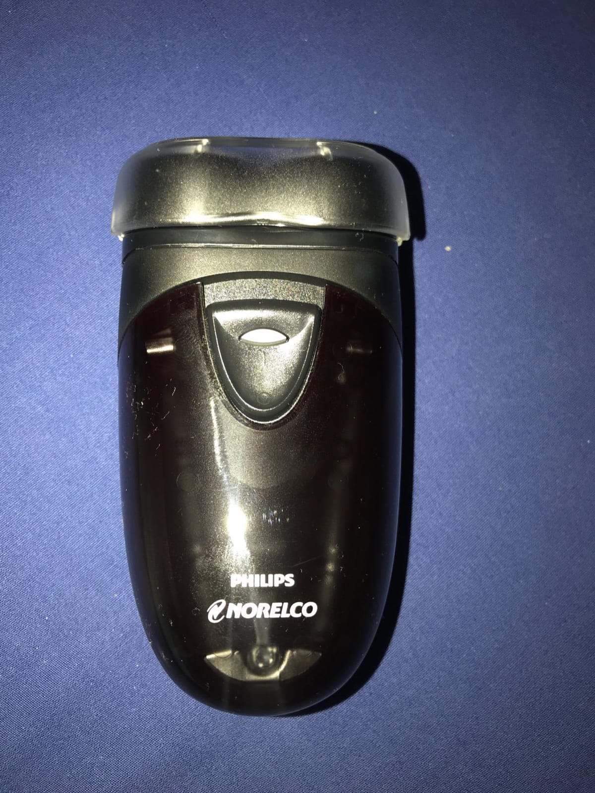 Philips Norelco PQ208/40 Travel Electric Razor customer photo 2