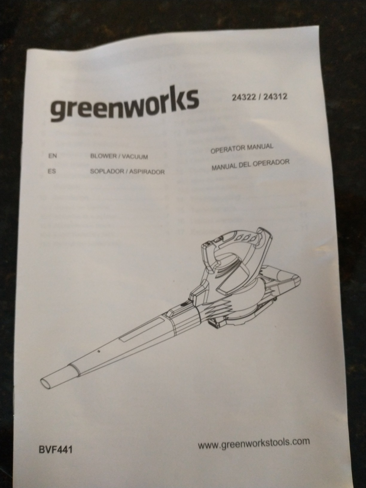 Greenworks 40V (185 MPH / 340 CFM) Cordless Brushless Leaf Blower/Vacuum with Bag, Battery-Powered, Ergonomic Design for Efficient Leaf & Grass Clipping Cleanup, Battery and Charger not included customer photo 2