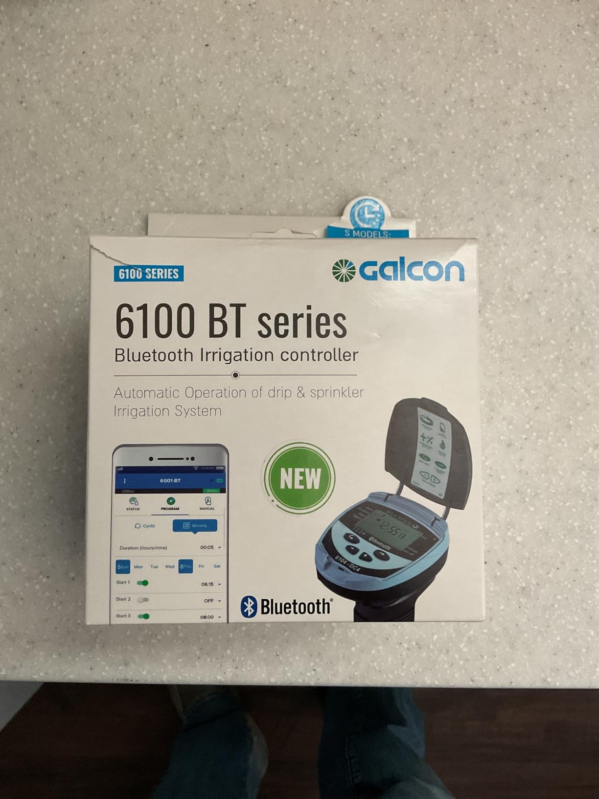 Galcon 61562 DC-6S, 6 Station Battery Operated Irrigation Timer for Sprinkler, Drip, & Propagation. Indoor & Outdoor. Daily or Cyclic Programs, Home, Garden, Nurseries, Greenhouses Misting customer photo 1