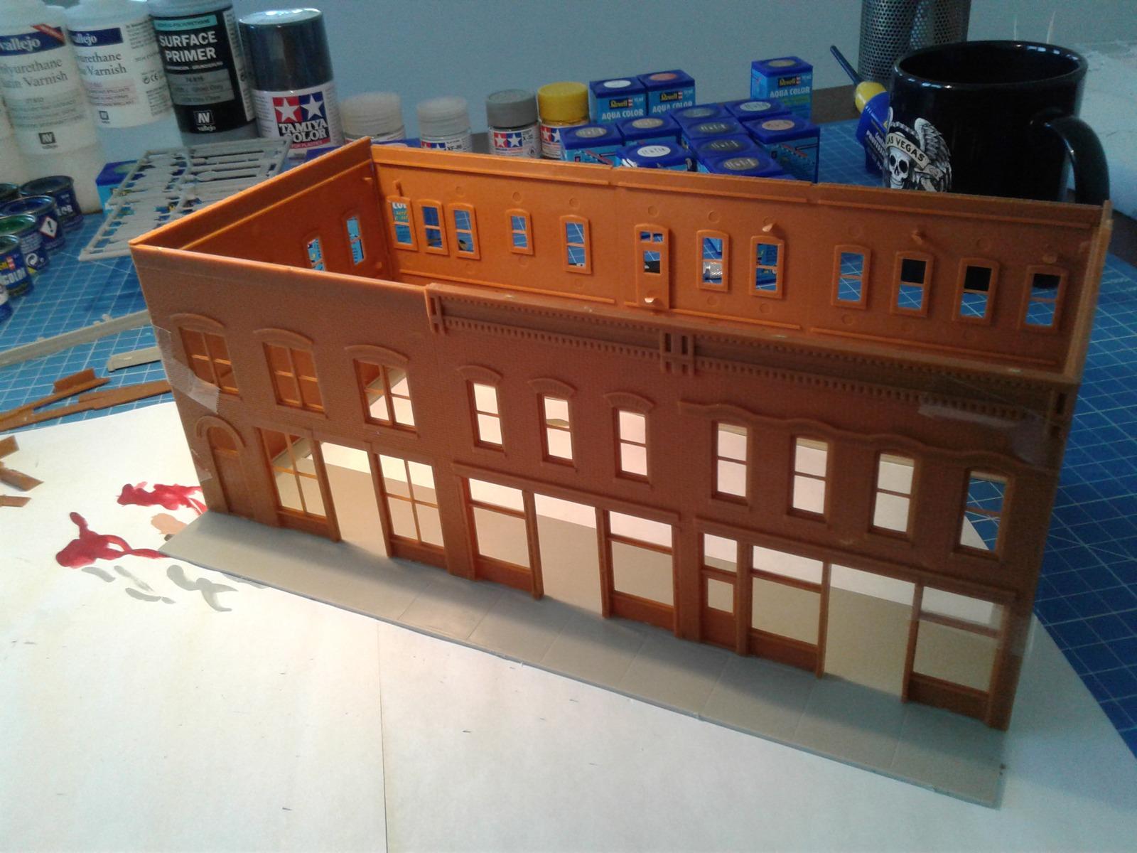 Walthers SceneMaster Merchant Row IV customer photo 1