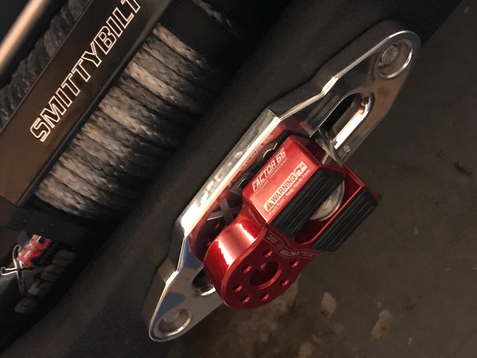 Factor55 00050-01 Flatlink Original Folding Winch Shackle Bracket Max Load Rating 16,000 lb Ultimate Failure Greater Than 40,000 lb Ideal for 4x4 Off Road Adventures – Red customer photo 1