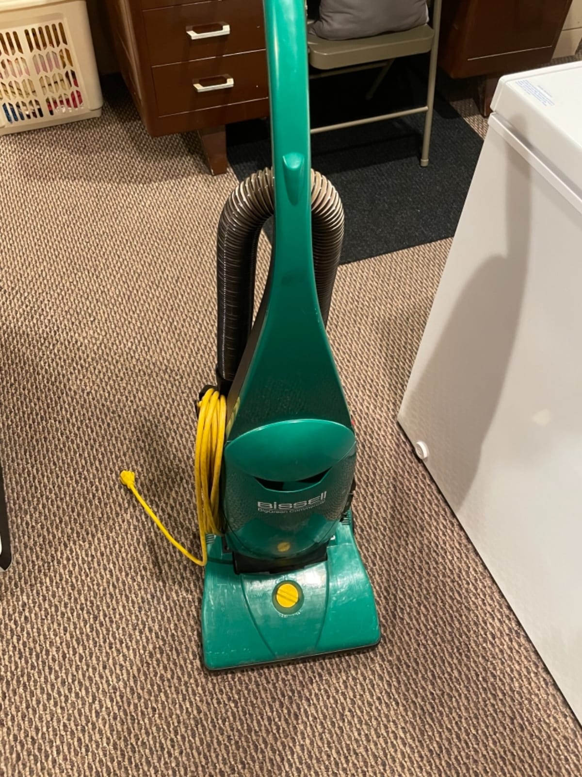 BISSELL BigGreen Commercial PowerForce Bagged Lightweight, Upright, Industrial, Vacuum Cleaner, BGU1451T customer photo 2