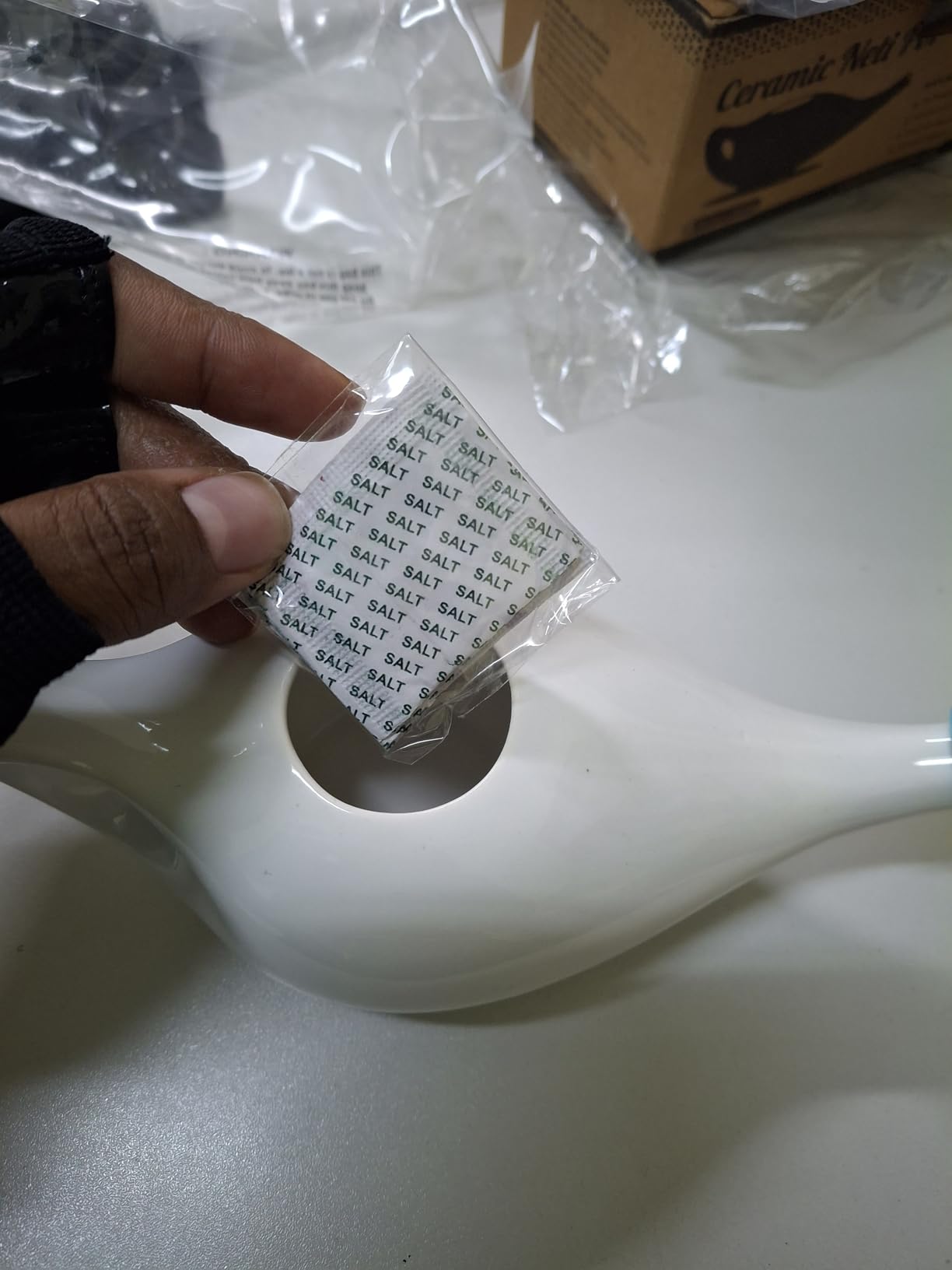 Ceramic Neti Pot Premium Handcrafted, Nose Cleaner for Sinus Dishwasher Safe, 225 Ml Capacity - White customer photo 1