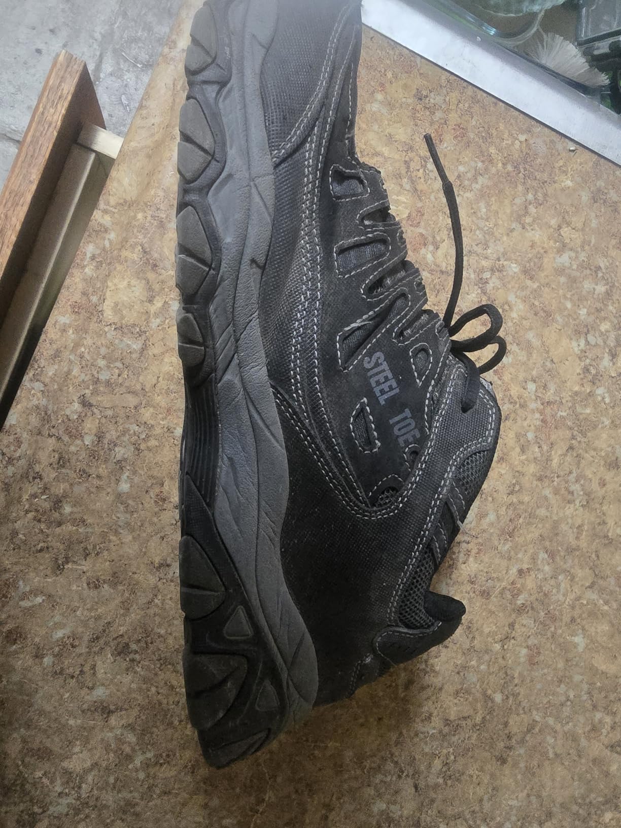 Skechers Men's Cankton Steel Toe Lace Up | Walking, Slip-ins, Max Cushioning, Glide-Step, Air-Cooled Goga Mat customer photo 1
