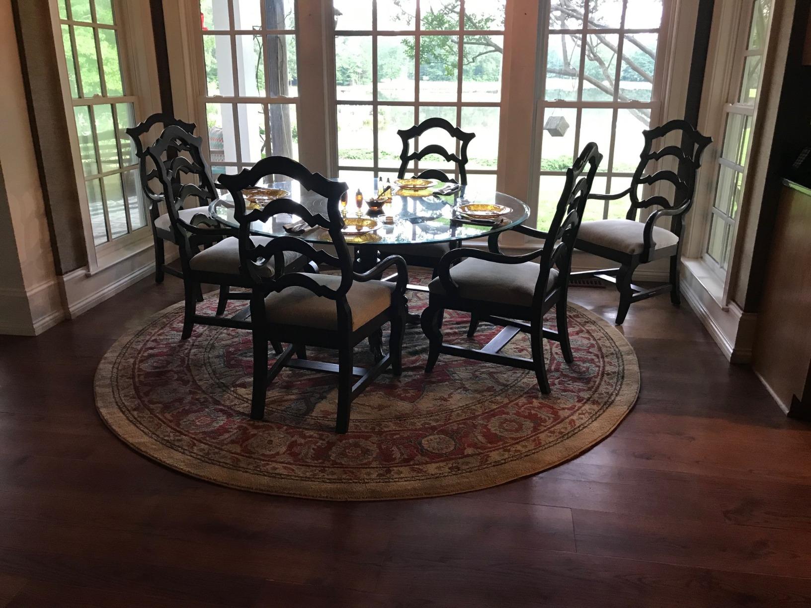 SAFAVIEH Mahal Collection Area Rug - 8' x 10', Red & Natural, Traditional Oriental Design, Non-Shedding & Easy Care, Ideal for High Traffic Areas in Living Room, Bedroom (MAH698A) customer photo 1