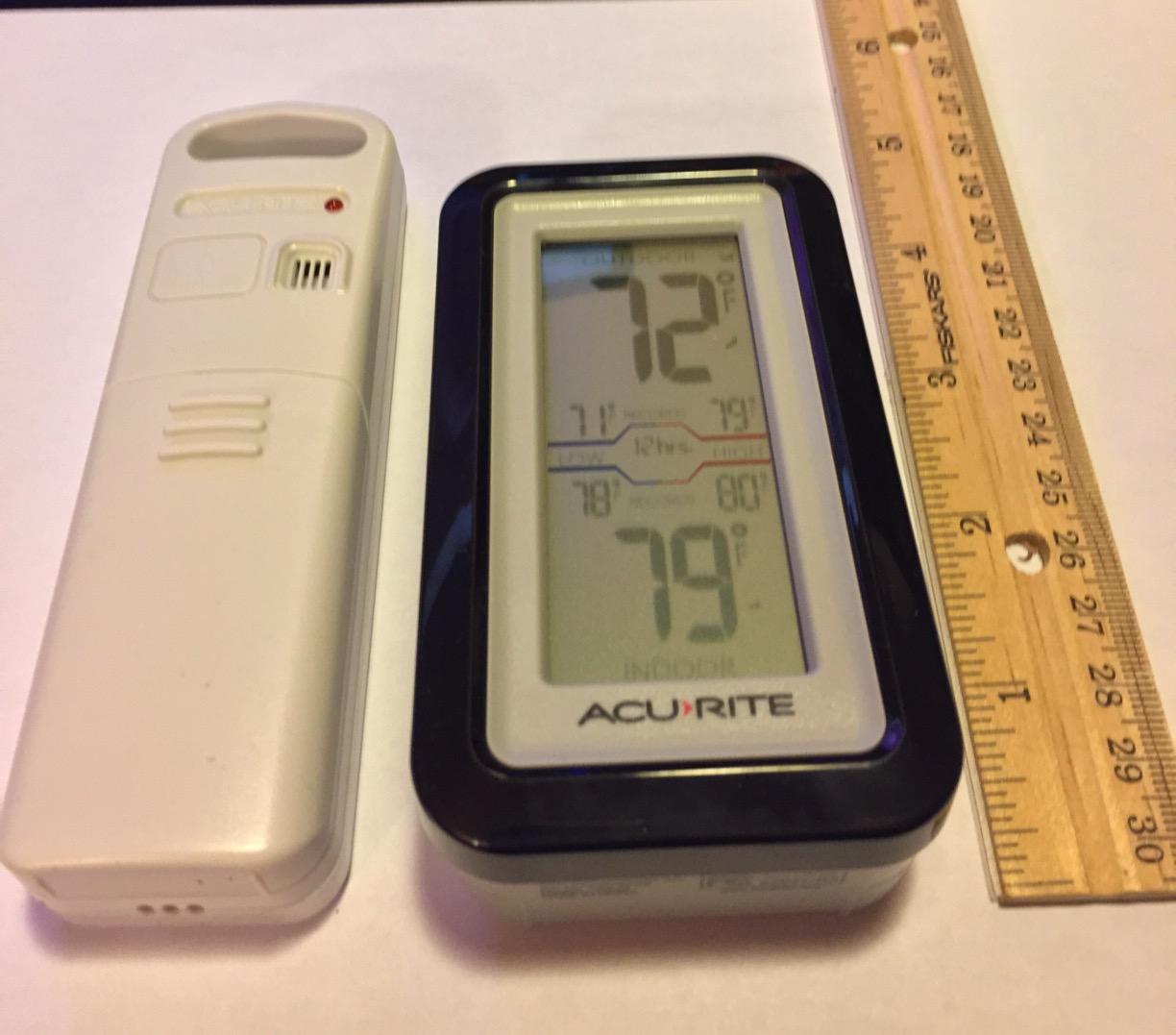 AcuRite 02049 Digital Thermometer with Indoor/Outdoor Temperature, White customer photo 1