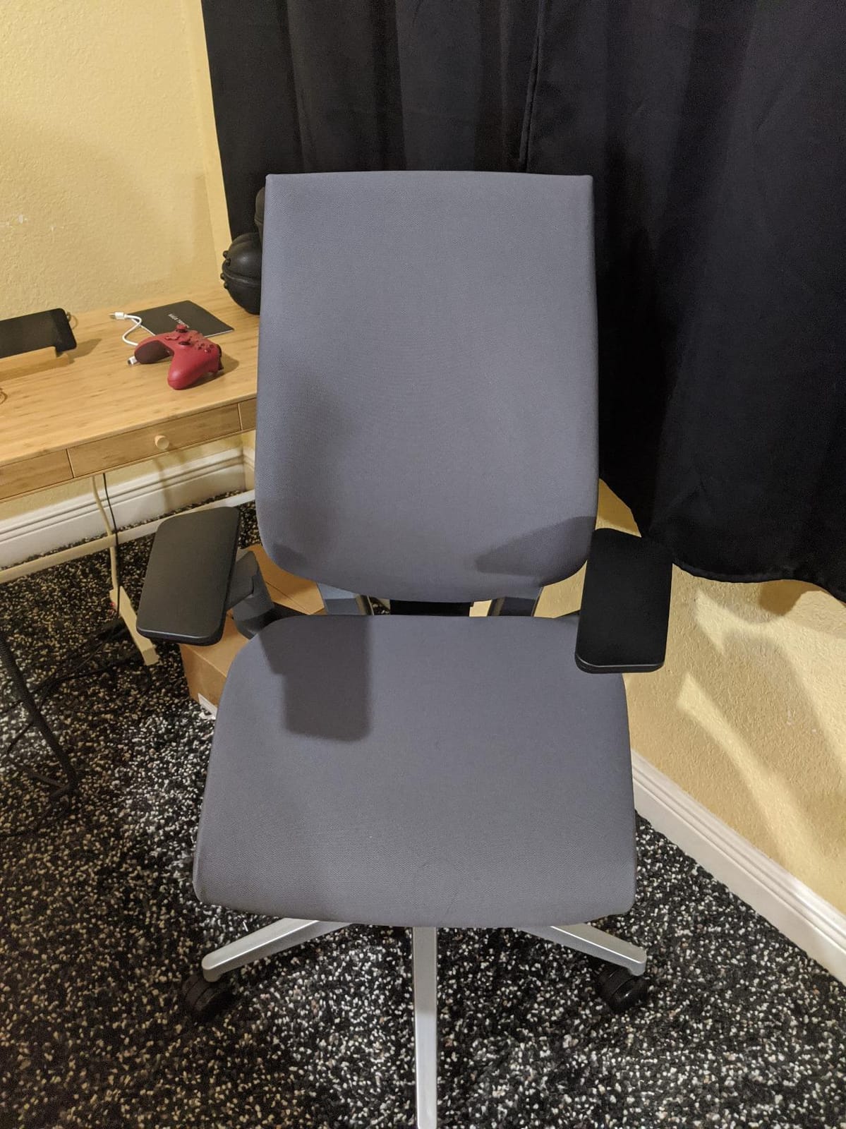 Steelcase Gesture Office Chair - Ergonomic Work Chair with Wheels for Carpet - Nickel Gray Fabric customer photo 1