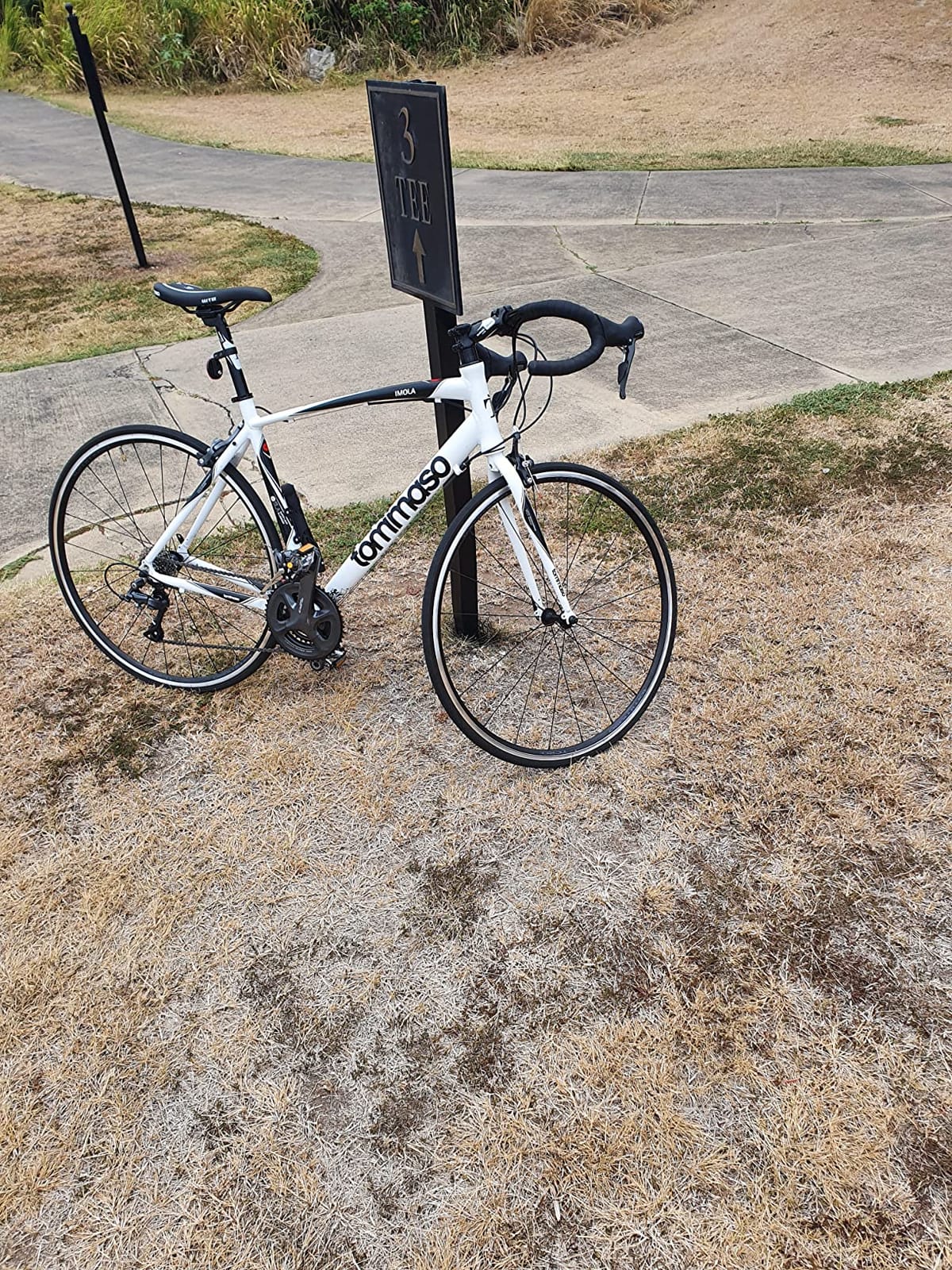 Tommaso Imola - Sport Bike Performance Aluminum Road Bike, Shimano Claris 24 Speeds Road Bicycle Men Road Bikes for Mens customer photo 2