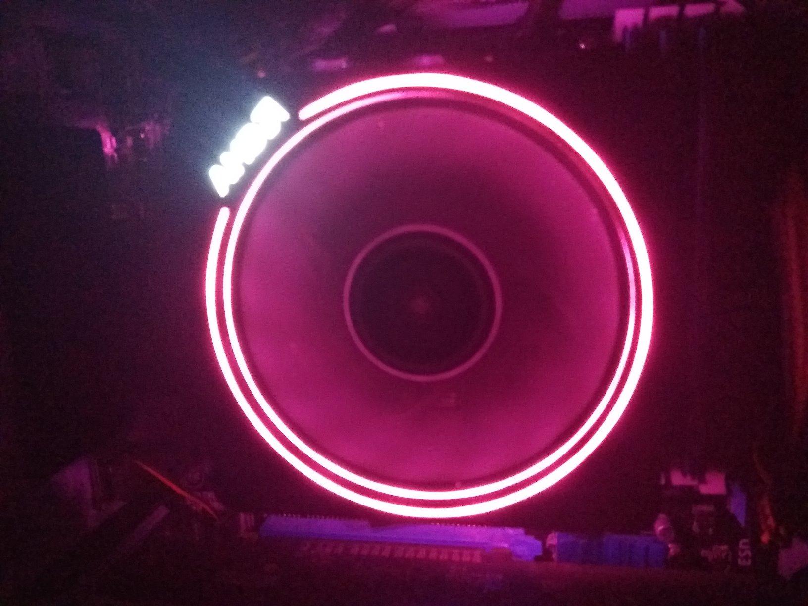 AMD CPU FD8350FRHKHBX FX-8350 8Core AM3 16MB 4200MHz 125W with Wraith Cooler Retail customer photo 1
