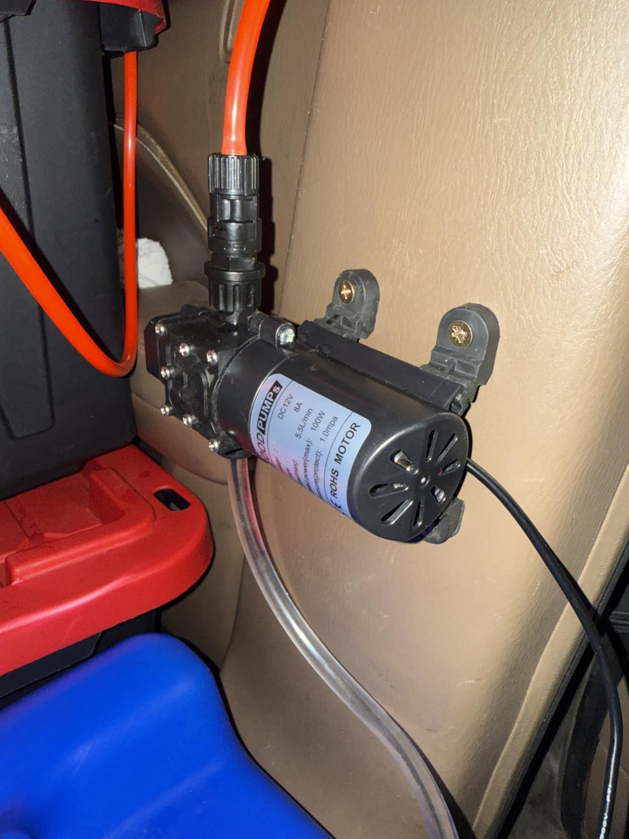 Portable Intelligent Electric Pressure Washer Pump 100W 160 PSI 12V Portable Pressure Powerful Washing Kit with 21.3 Feet PVC Hose for Home, Car, Garden, Projects (100 W-Black Hose) customer photo 1