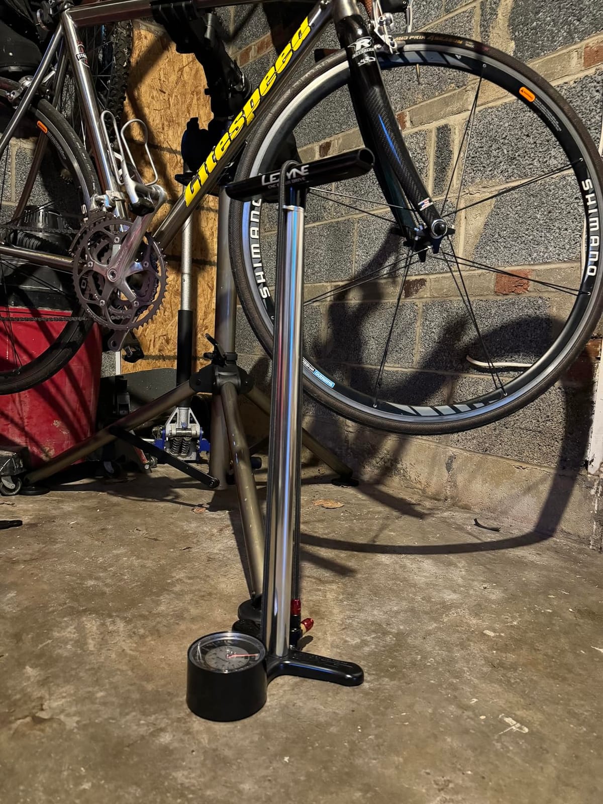 LEZYNE CNC Floor Drive 3.5 Bicycle Floor Pump customer photo 2