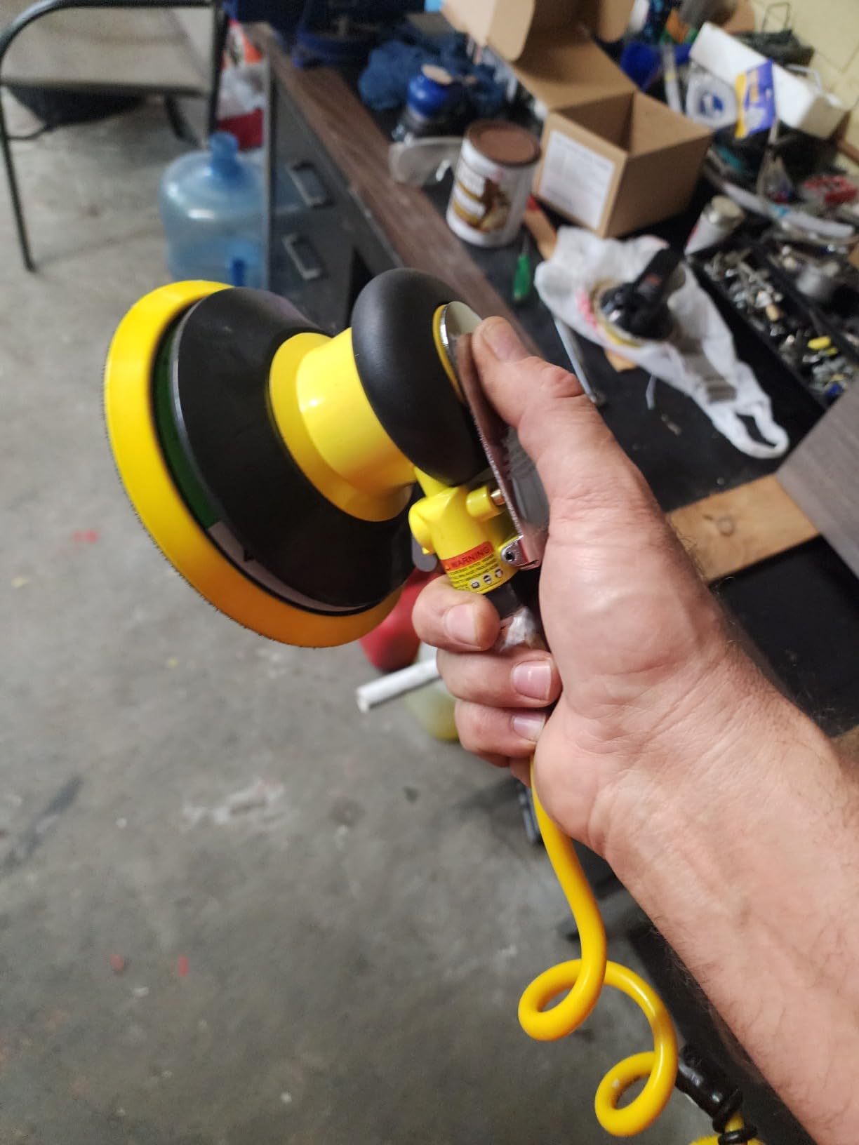 Professional Air Random Orbital Palm Sander, Dual Action Pneumatic Sander, Low Vibration, Heavy Duty (6 inch) customer photo 2
