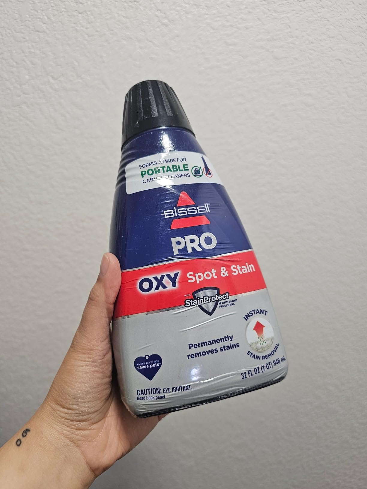 Bissell Professional Spot and Stain + Oxy Portable Machine Formula, 32 oz, Single, 32 Fl Oz customer photo 1
