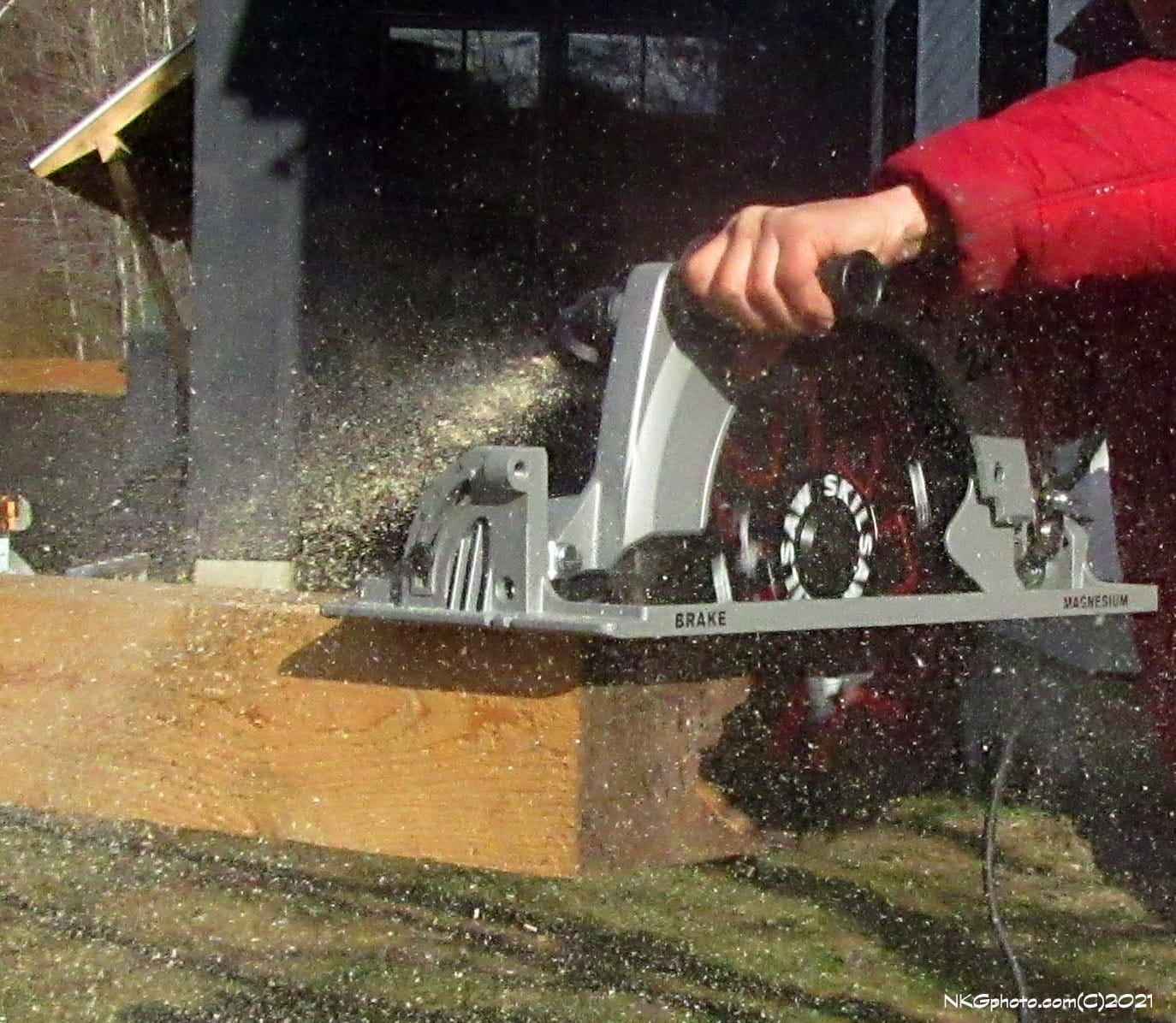 SKIL 16-5/16 In. Magnesium Worm Drive Skilsaw Circular Saw - SPT70V-11 customer photo 2