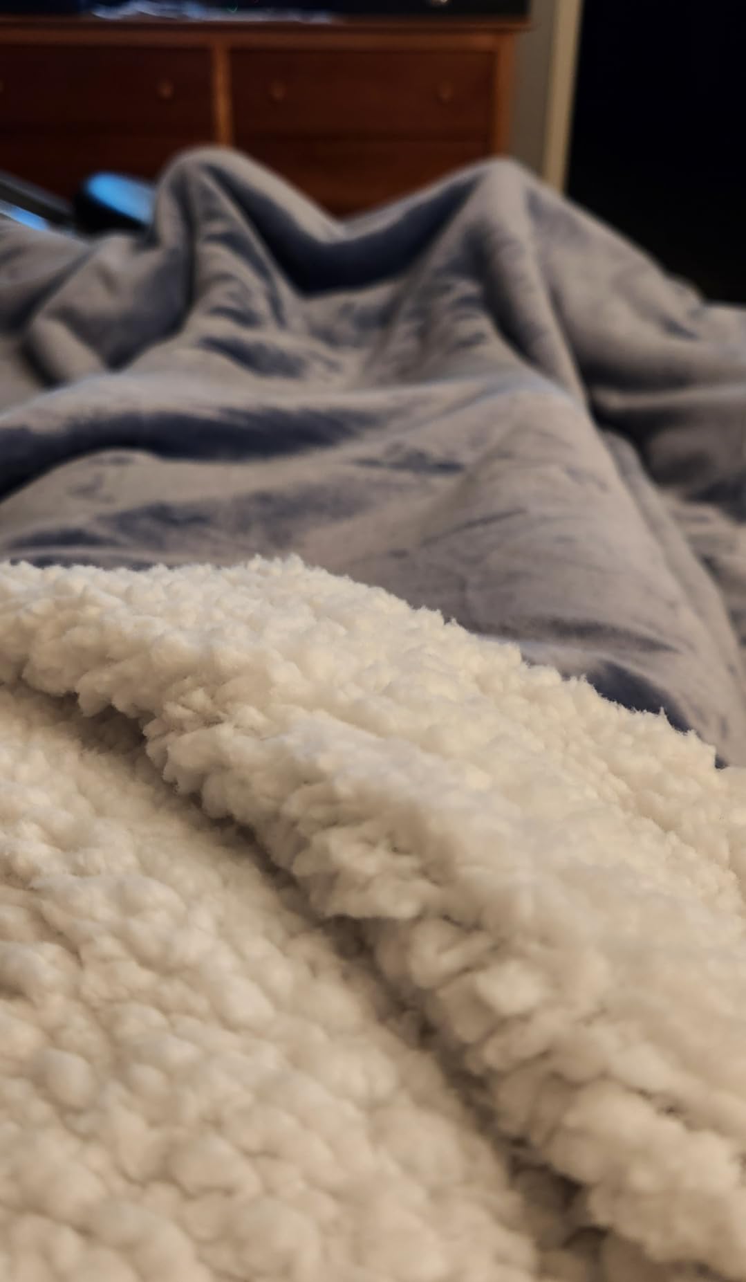 KAWAHOME Sherpa Fleece Queen Size Blanket for Bed, Extra Warm Heavy Thick | 500GSM Super Soft Large Plush Blankets for Winter, Birthday Gift for Adult Men Women, 90