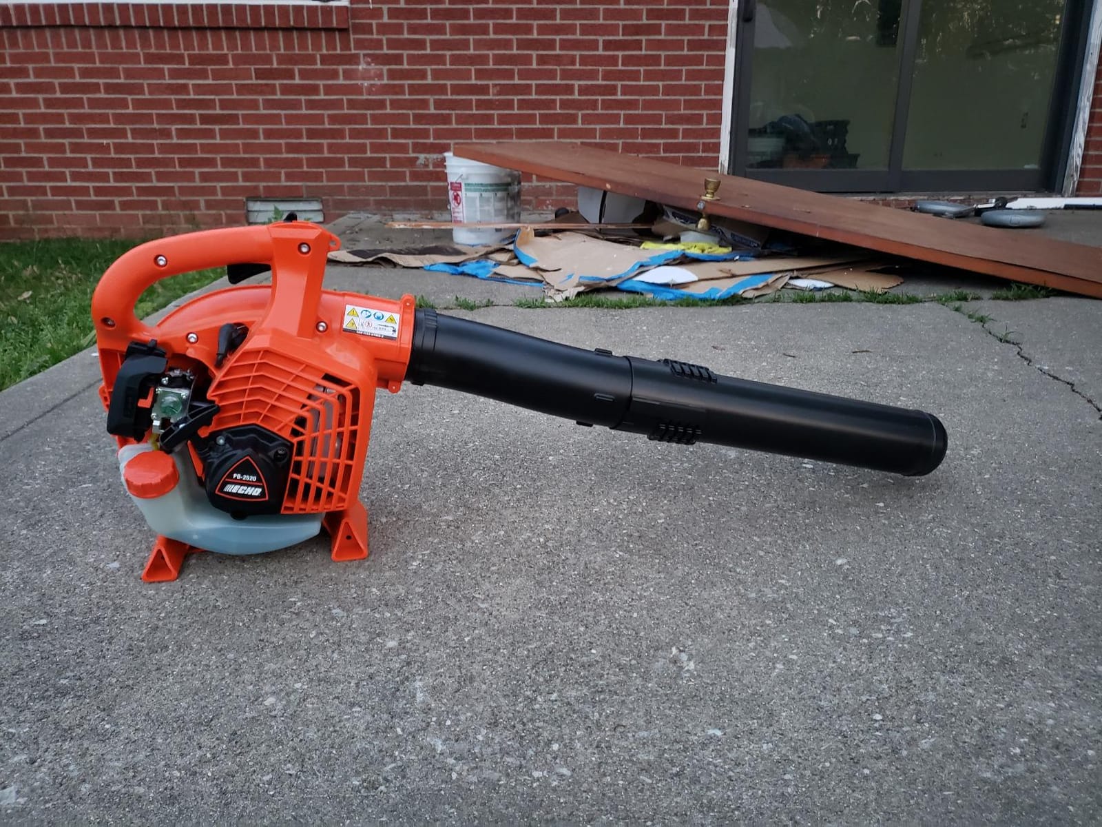 ECHO PB-2520 25.4cc Handheld Leaf Blower customer photo 1