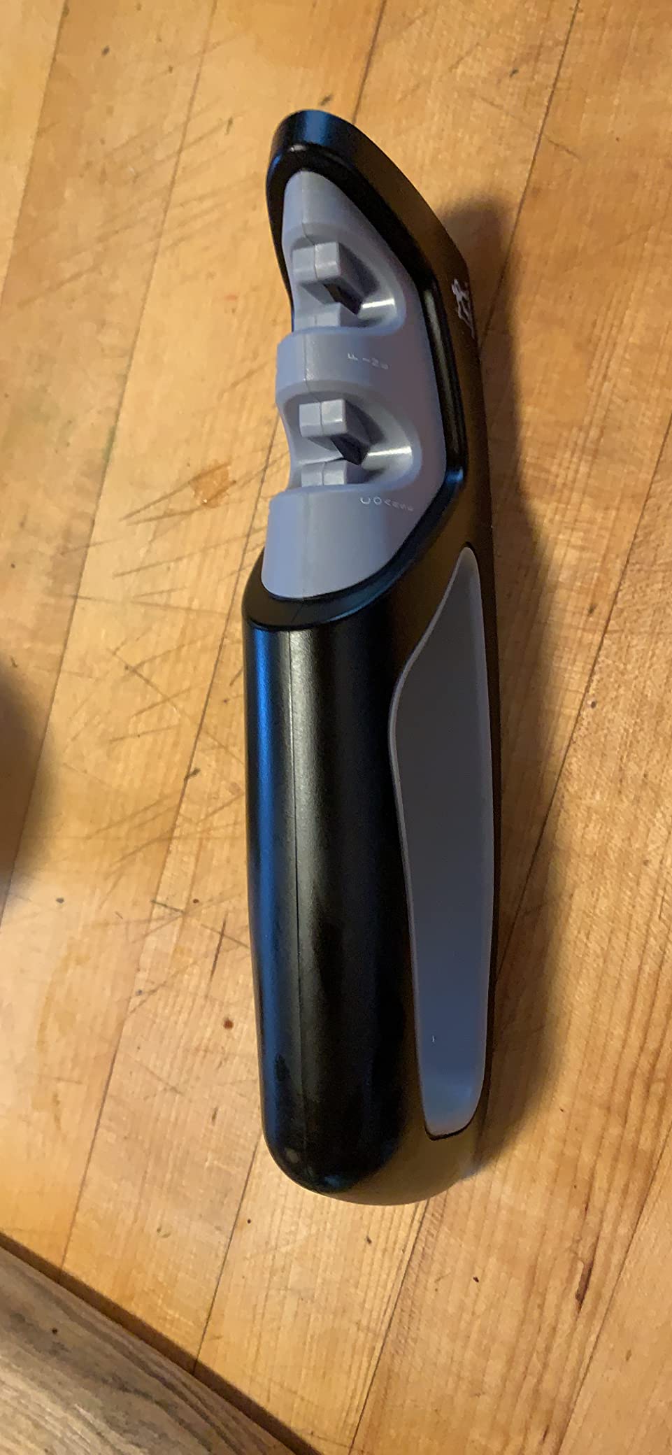 Henckels Handheld Knife Sharpener, Easy to Use, Ergonomic Non-Slip Handle | Restores Sharpness in Seconds customer photo 1