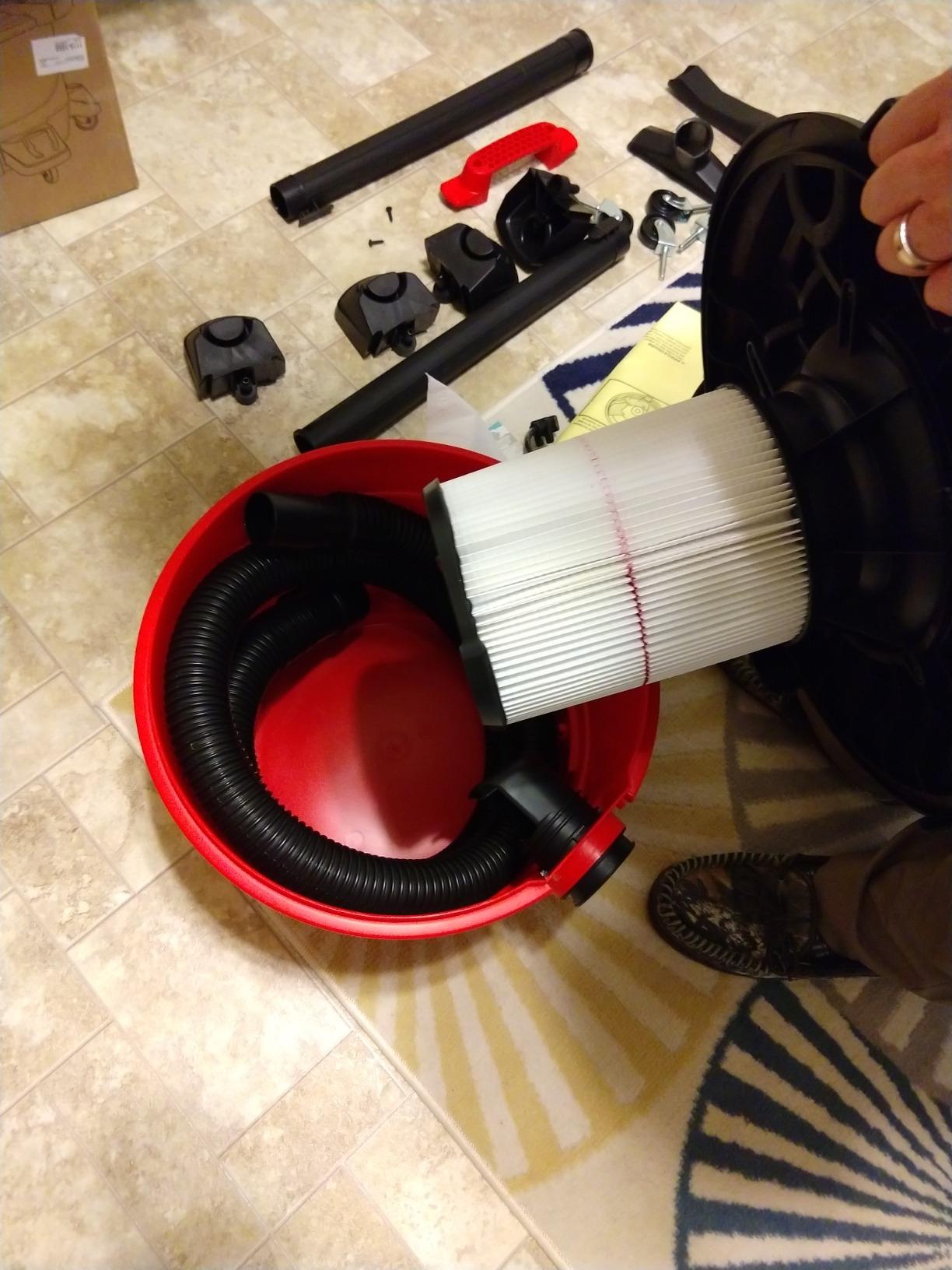 CRAFTSMAN CMXEVBE17584 6 Gallon 3.5 Peak HP Wet Dry Shop Vacuum customer photo 2