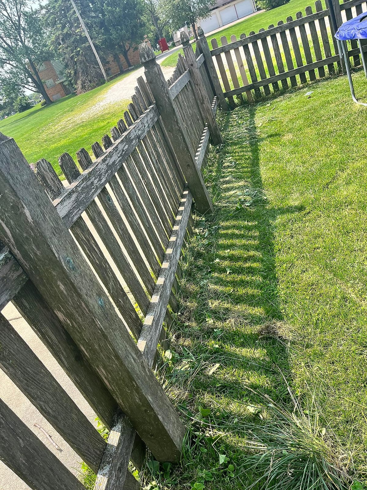 Scotts LSS10272PS 7.5-Volt Grass Shear/Shrub Trimmer, Wheeled Handle customer photo 2