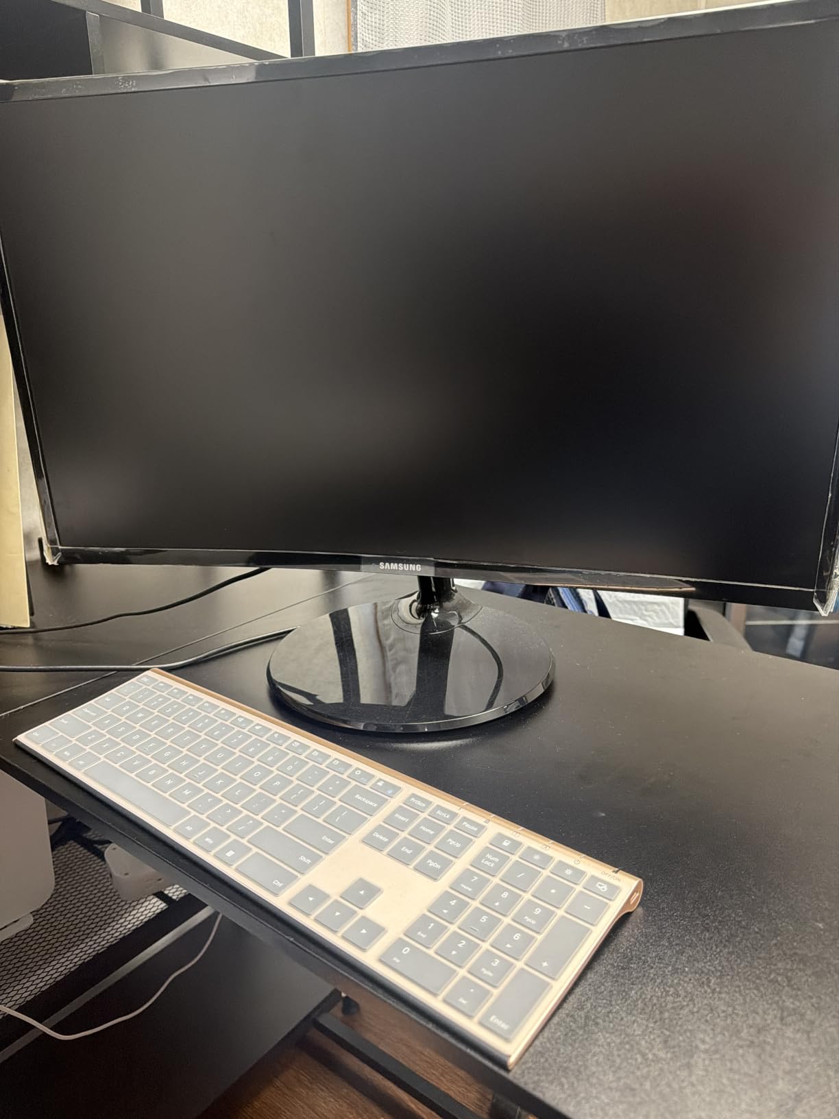 Vssoplor Wireless Keyboard and Mouse, Rechargeable Ultra Slim, Dark Gray customer photo 2