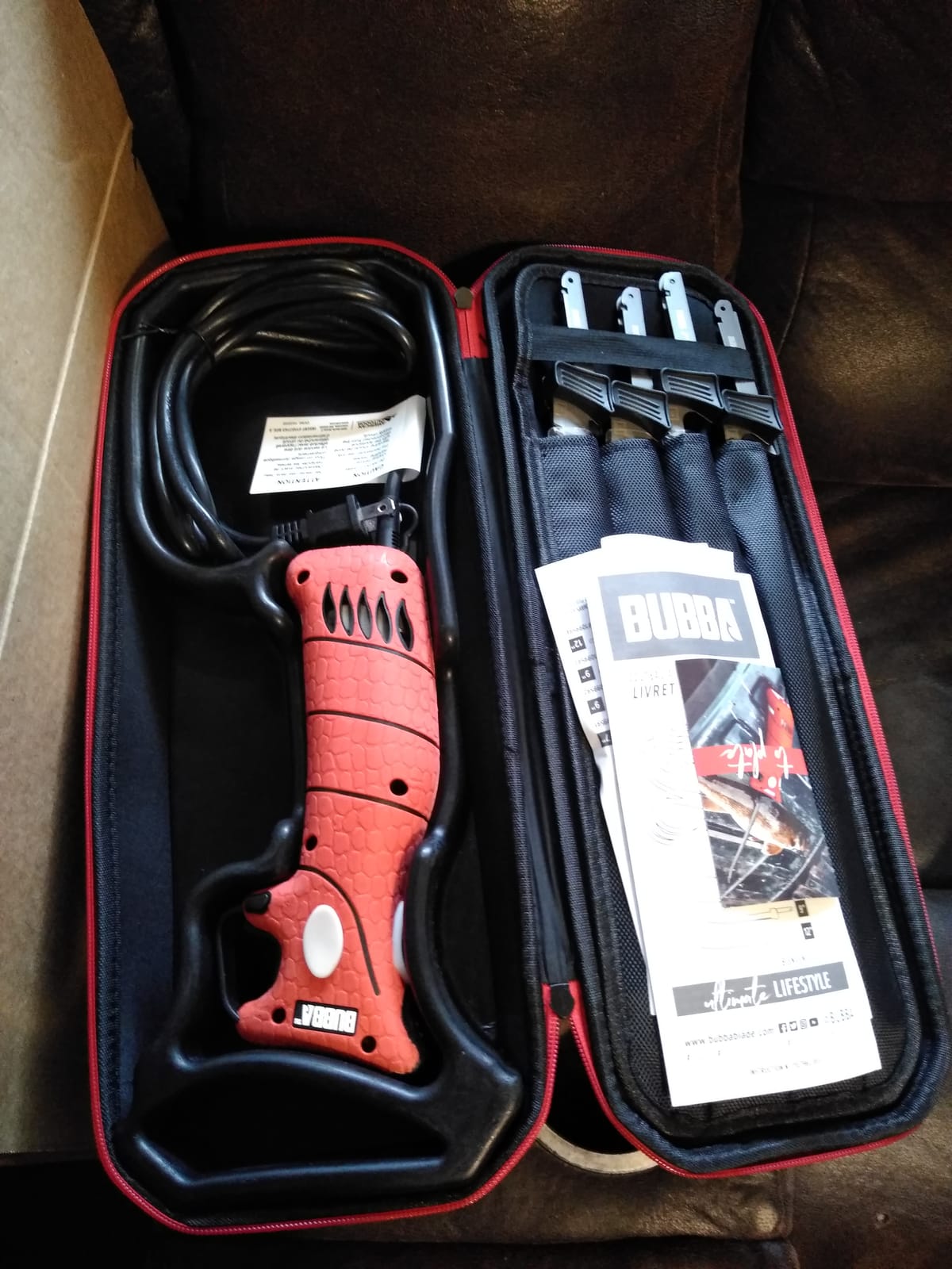 BUBBA 110V Electric Fillet Knife with Non-Slip Grip Handle, 4 Ti-Nitride S.S. Coated Non-Stick Reciprocating Blades, 8' Cord and Storage Case for Fishing customer photo 1