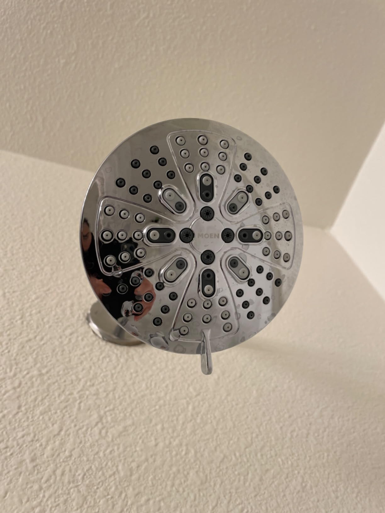 KOHLER 22169-G-CP Forté® Three-function showerhead, 1.75 GPM, Full Coverage, Pulsating Massage, Silk Spray, Corrosion Resistant, Polished Chrome customer photo 1