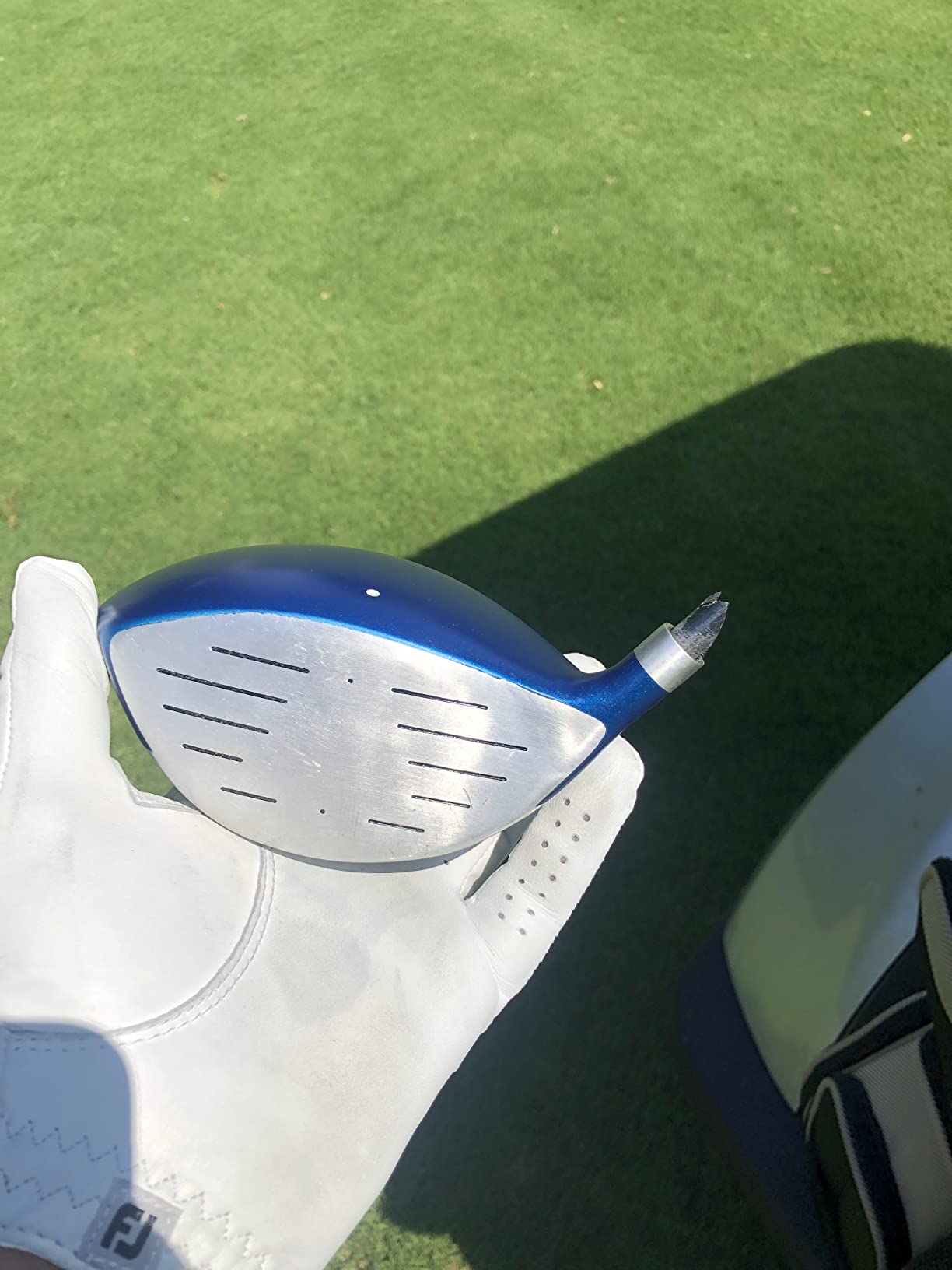 Intech Golf Illegal Non-Conforming Anti-Slice Behemoth Draw 520cc Offset Driver customer photo 2