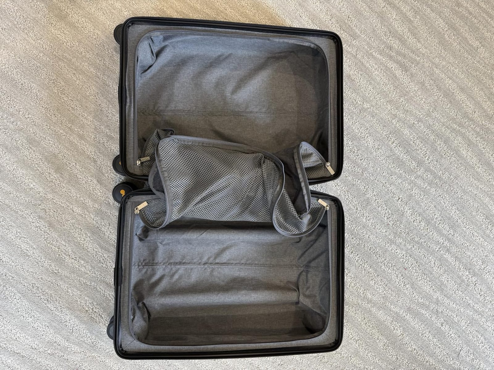 LEVEL8 Rolling Carry on Luggage Airline Approved, Carry-on Suitcases with Wheels, Lightweight Luminous Textured Luggage for Men Women, TSA Lock, 20 Inch, Dark Grey customer photo 2