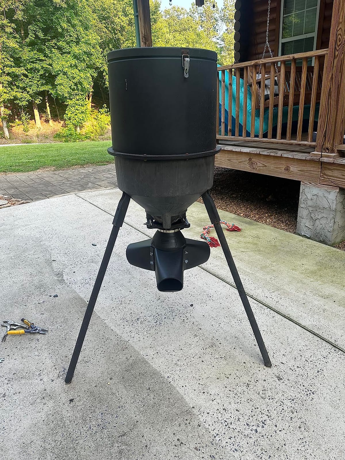 Moultrie Gravity Feeder Kit with Quick-Lock Adapter customer photo 1