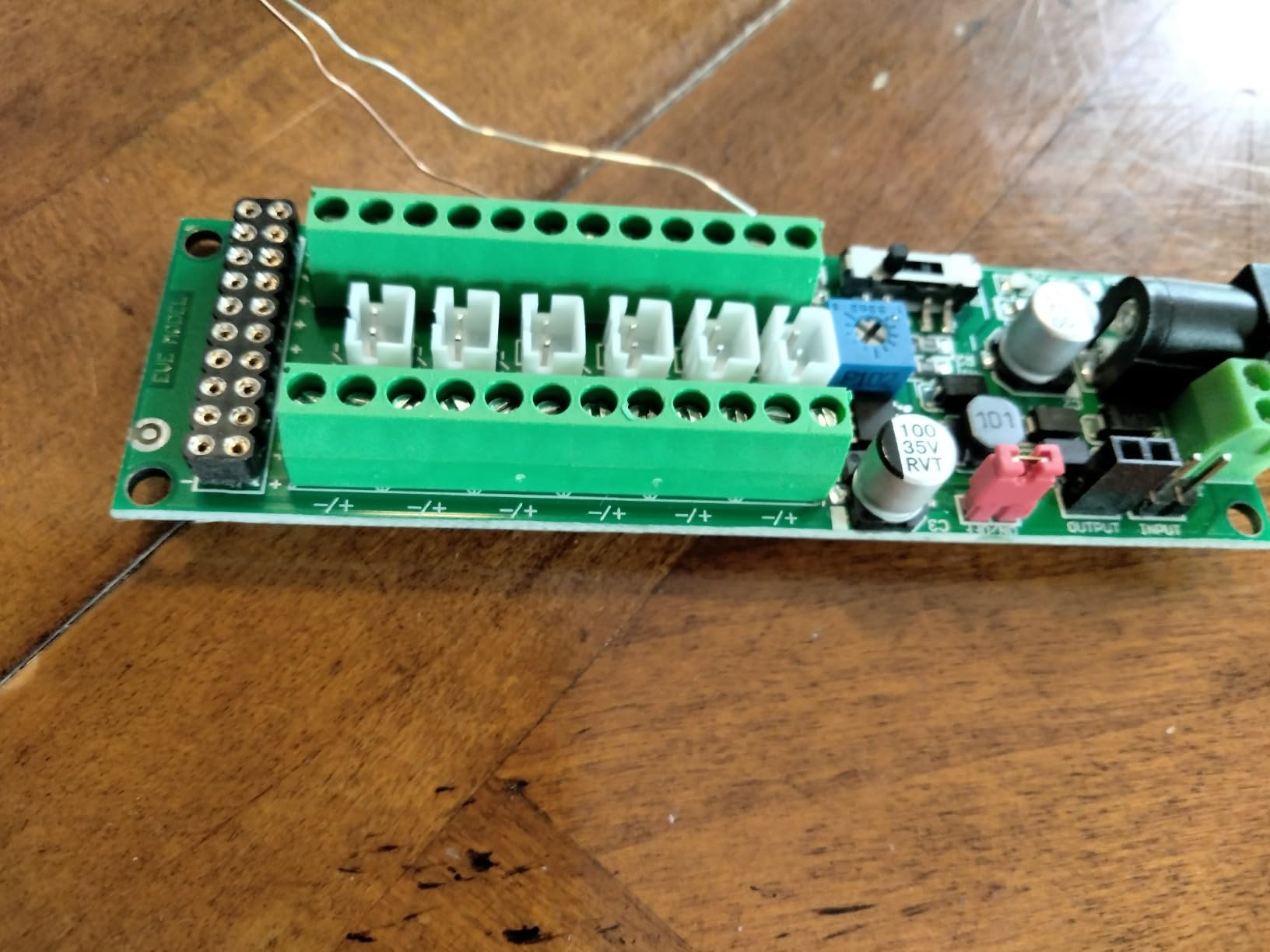 Evemodel PCB012 Power Distribution Board Self-Adapt Distributor HO N O LED Street Light Hub DC AC Voltage Train Power Control customer photo 2