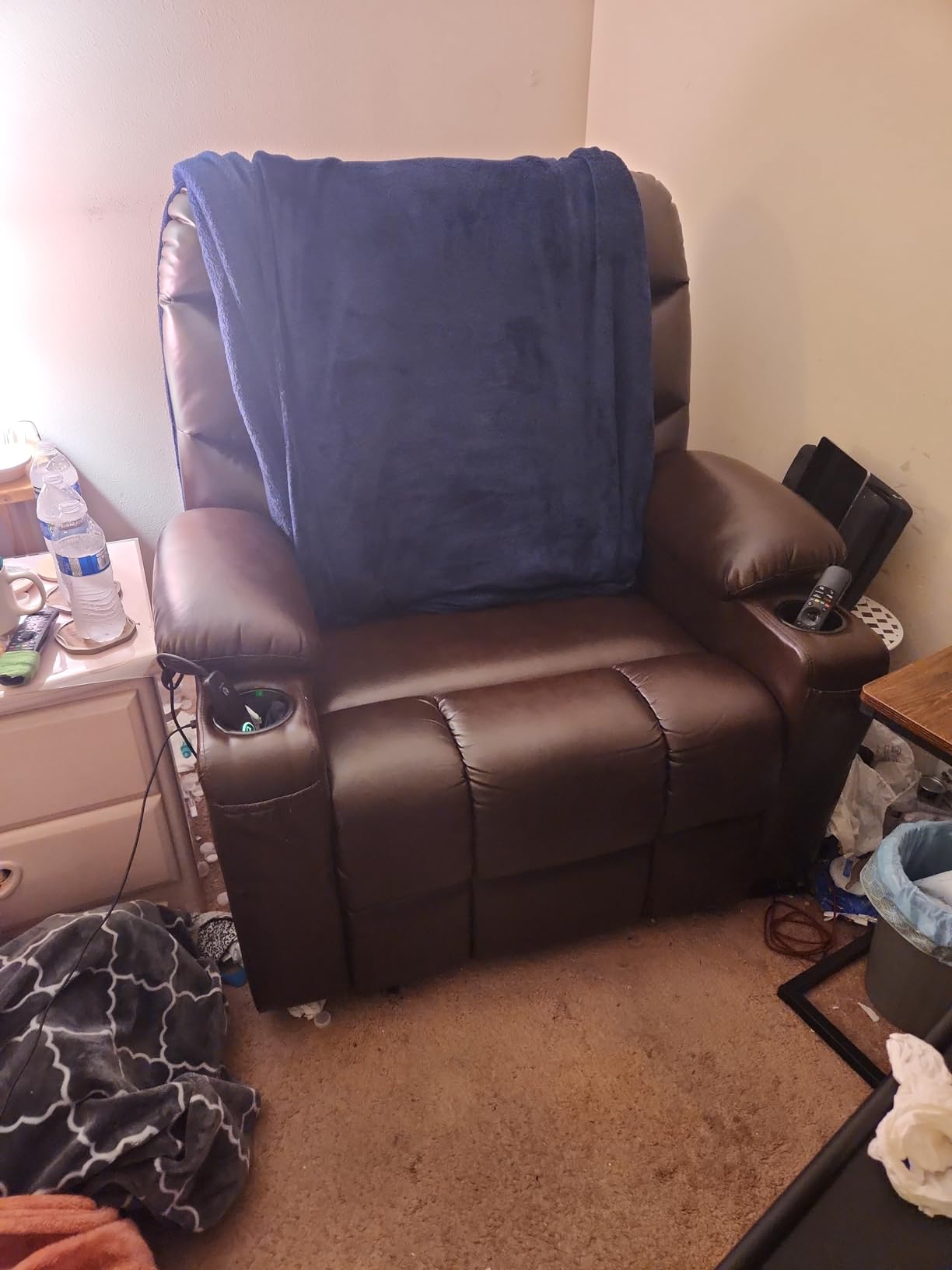 MCombo Power Lift Recliner Chair, Leather 7287 (Dark Brown, Medium) customer photo 2