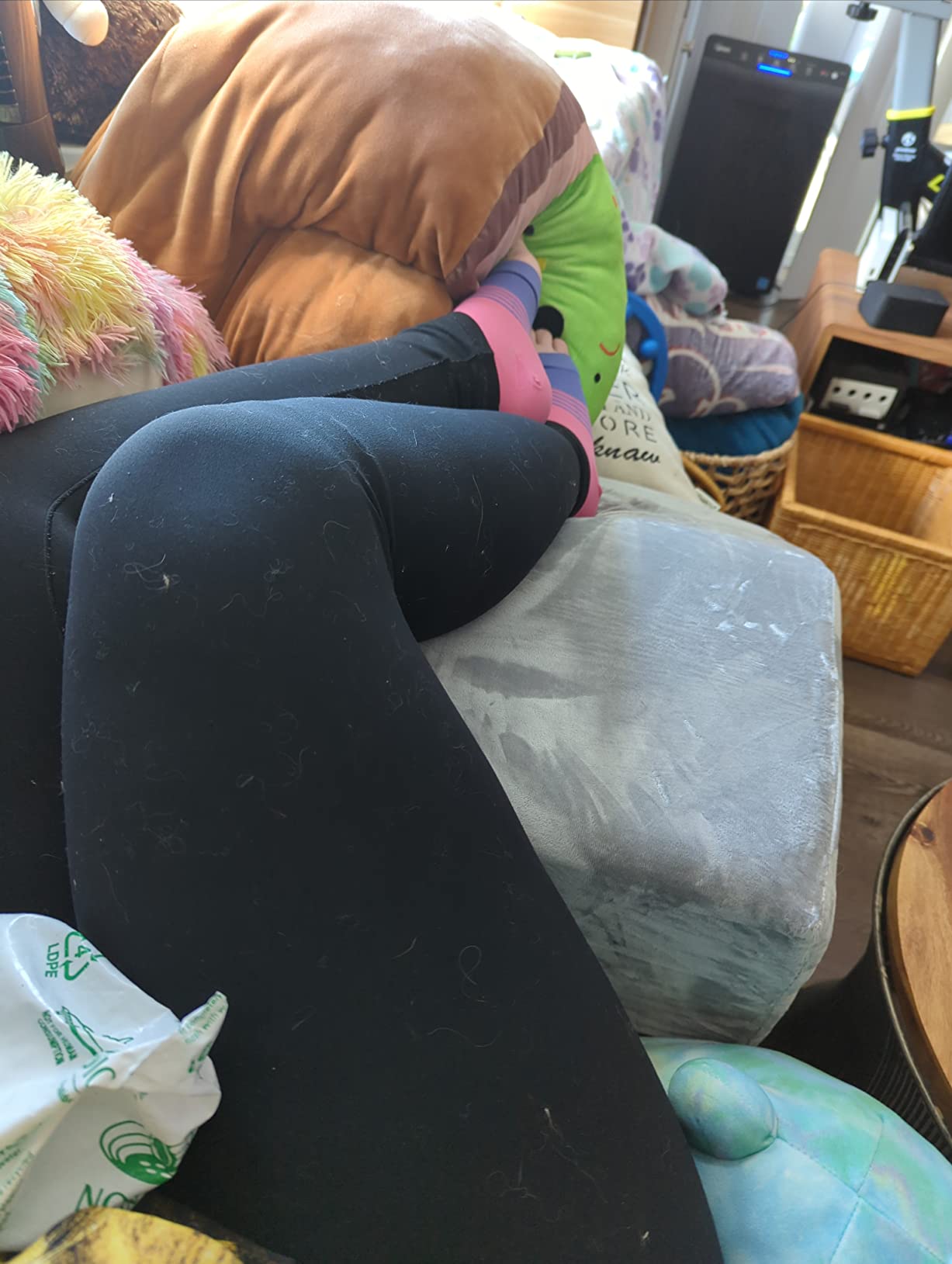 Leg Elevation Pillow - Memory Foam Leg Elevating Pillow | Leg Rest Wedge - Leg Pillow Elevation Blood Circulation | Relieves and Recovers Foot & Ankle Injuries | Foot Elevation Pillows for Swelling customer photo 1