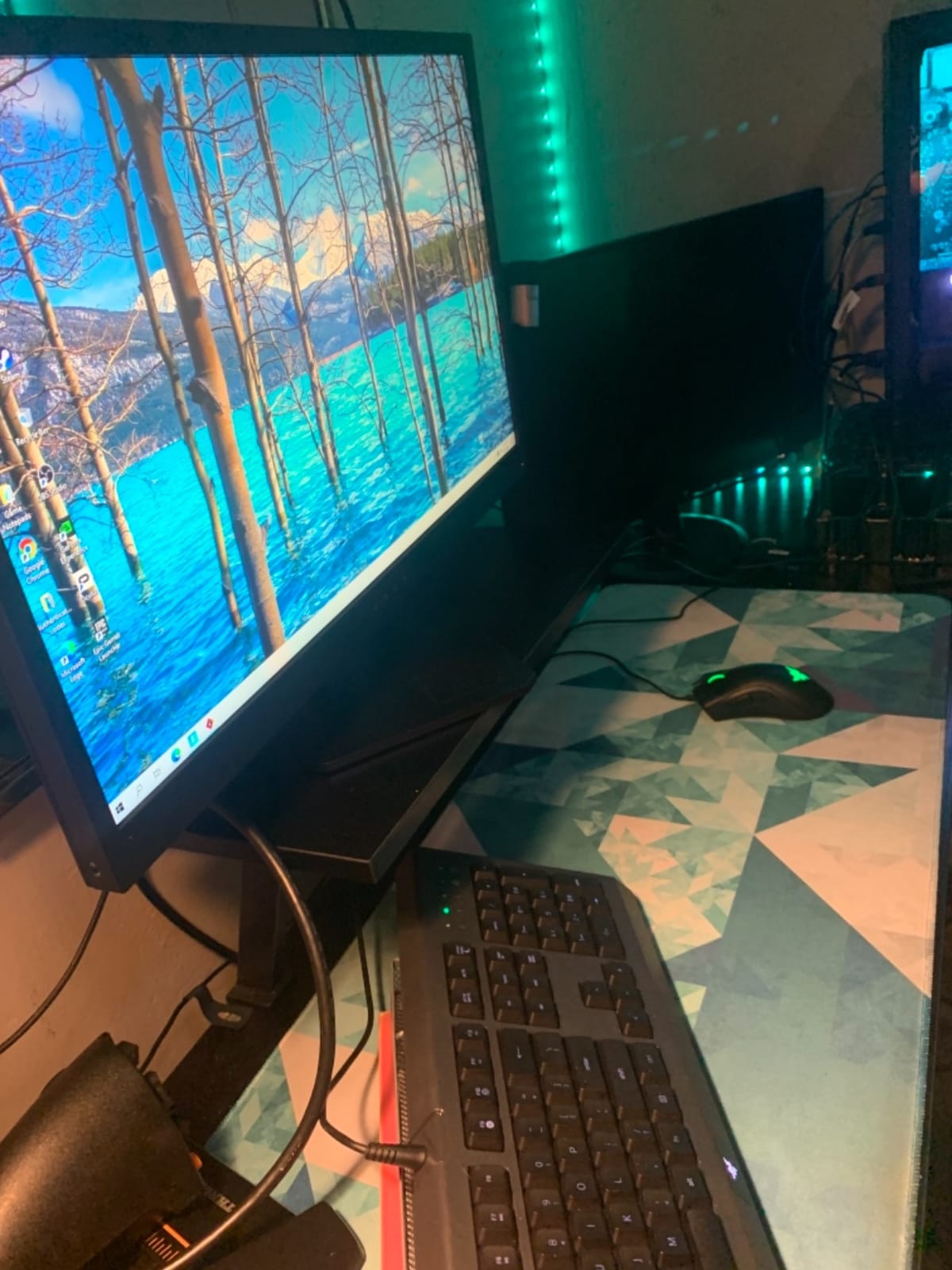 Benvo Extended Mouse Pad Large Gaming Mouse Pad- 35.4x15.7x0.12 inch Computer Keyboard Mouse Mat Non-Slip Mousepad Rubber Base and Stitched Edges for Game Players, Office, Study, Aurora Light Pattern customer photo 2