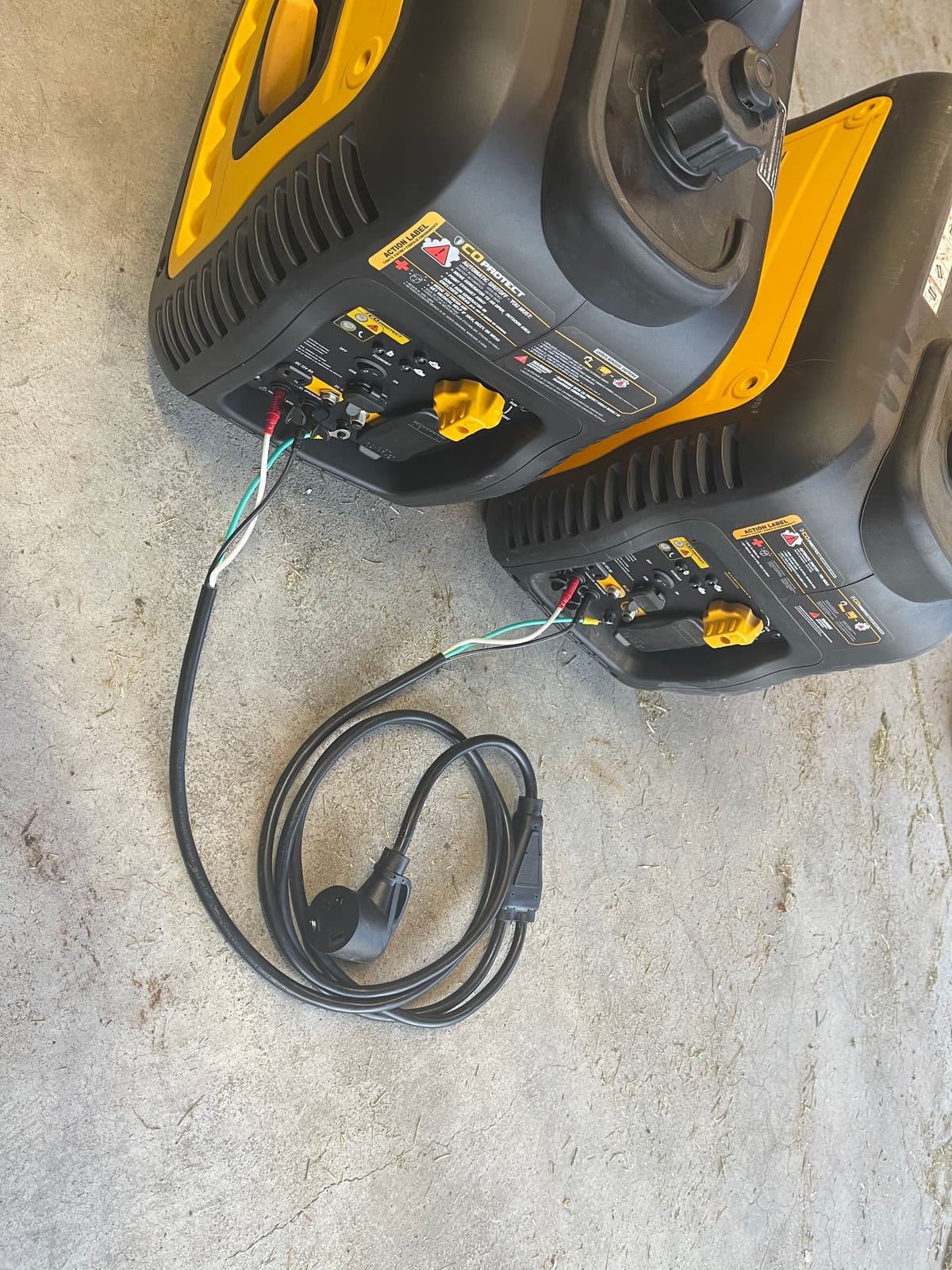 Westinghouse Outdoor Power Equipment 30 Amp Inverter Generator Parallel Cord, 30A customer photo 1