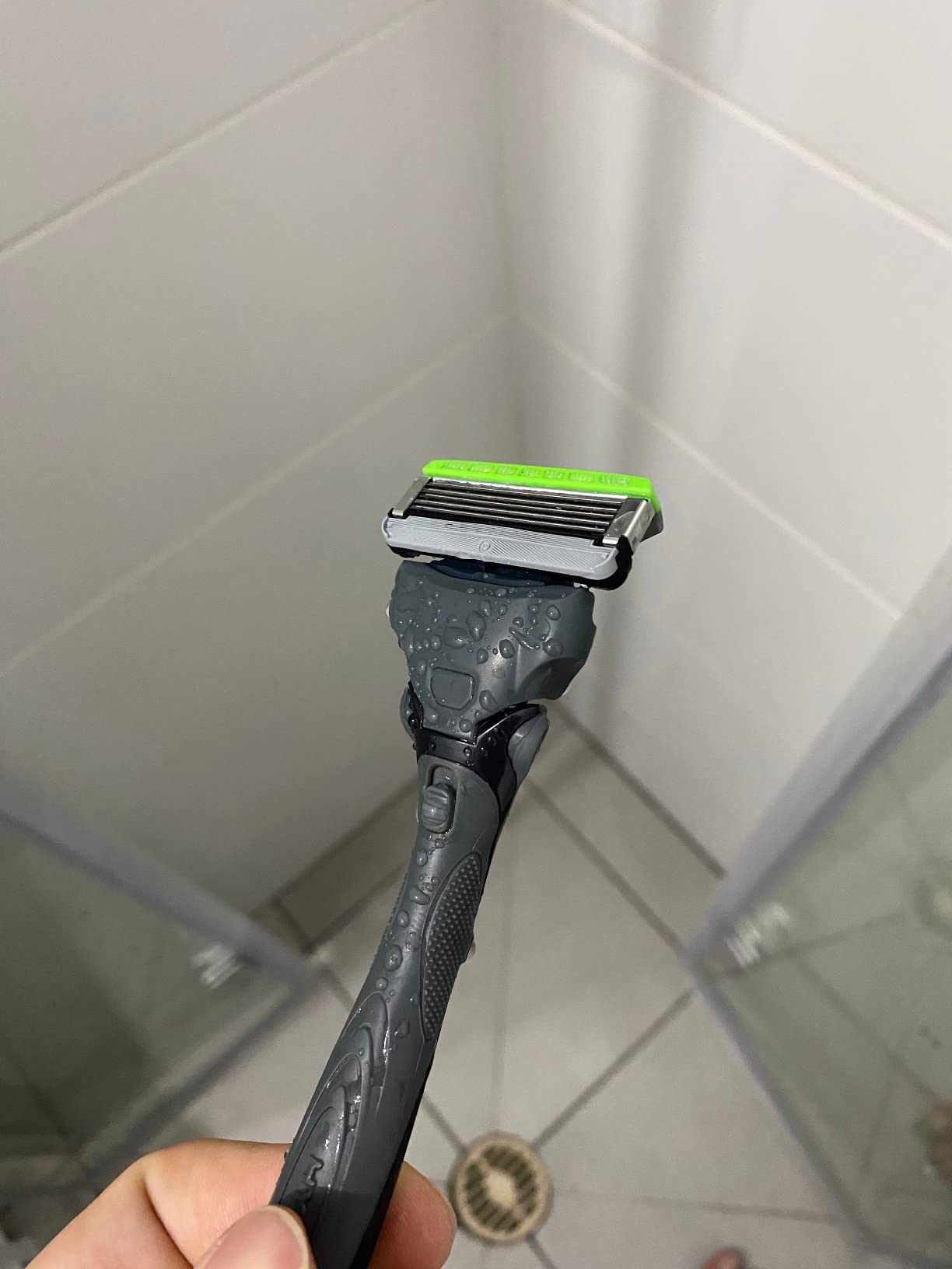 Schick Hydro Sensitive 5-Blade Razors for Men, 1 Handle & 17 Refills customer photo 1