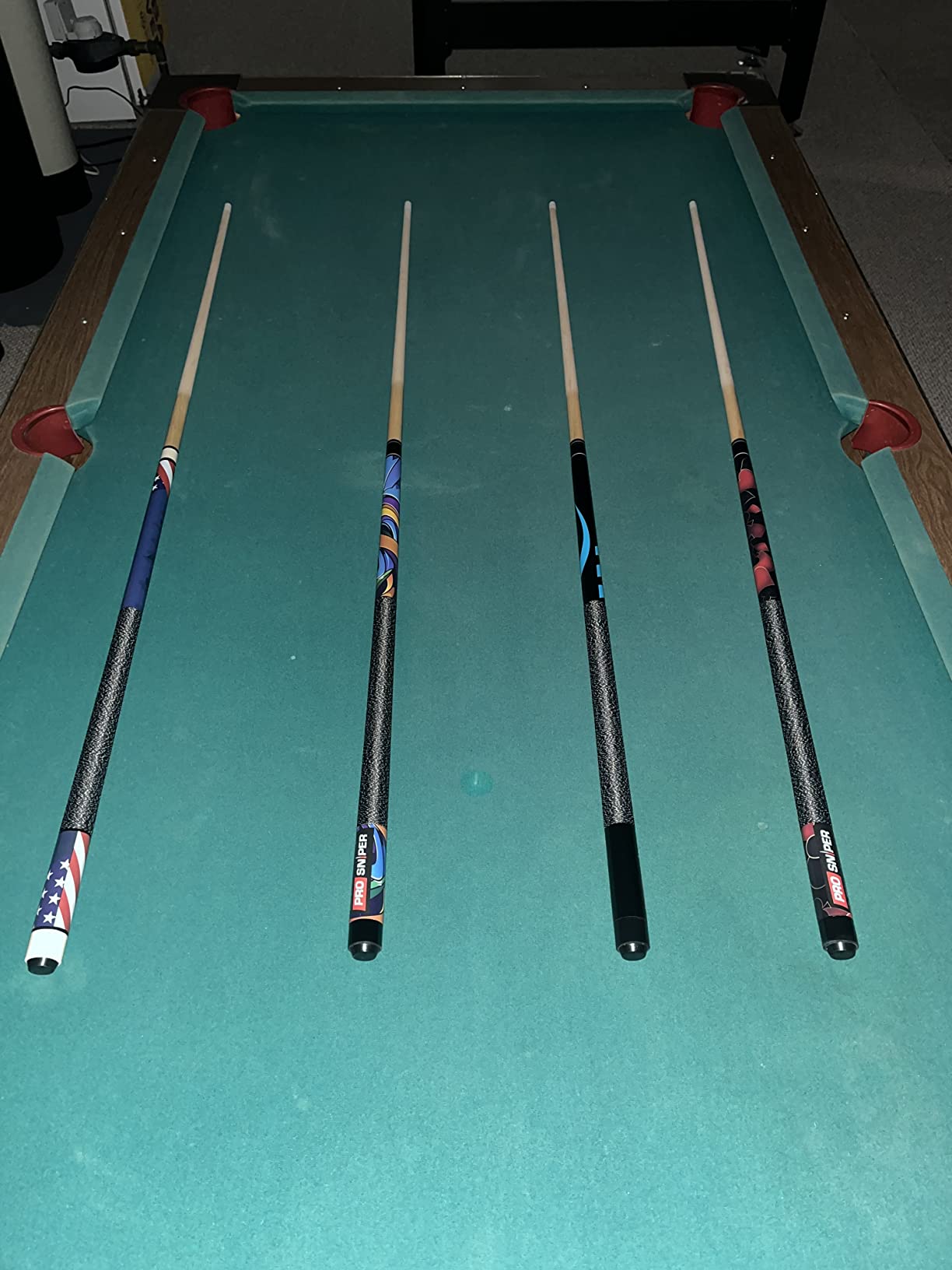 Prosniper Premium Pool Sticks Set of 4 | 58-Inch, 19-Oz Canadian Maple Pool Cue with Low-Deflection Shaft & 4 Extra Chalks | Pro-Grade Billiard Cue for Home & Bar Play customer photo 1