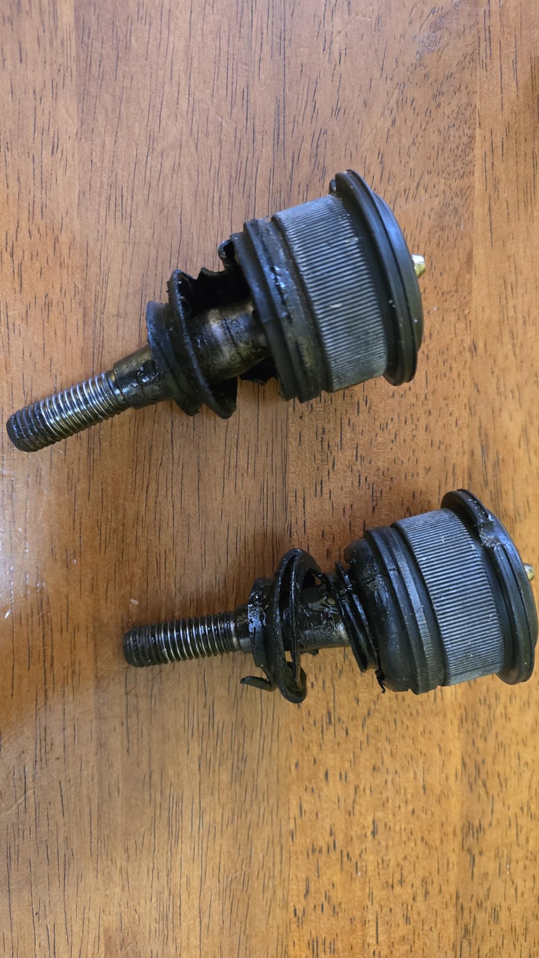 Rough Country Forged Upper Control Arms for 07-18 Chevy/GMC Truck & SUV - 19401A customer photo 2