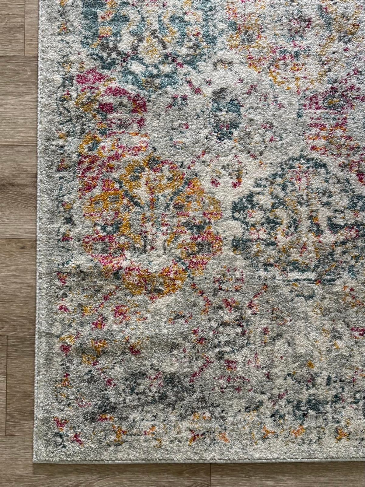 SAFAVIEH Madison Collection X-Large Area Rug - 12' x 15', Ivory & Aqua, Boho Chic Distressed Design, Non-Shedding & Easy Care, Ideal for High Traffic Areas in Living Room, Bedroom (MAD611A) customer photo 1