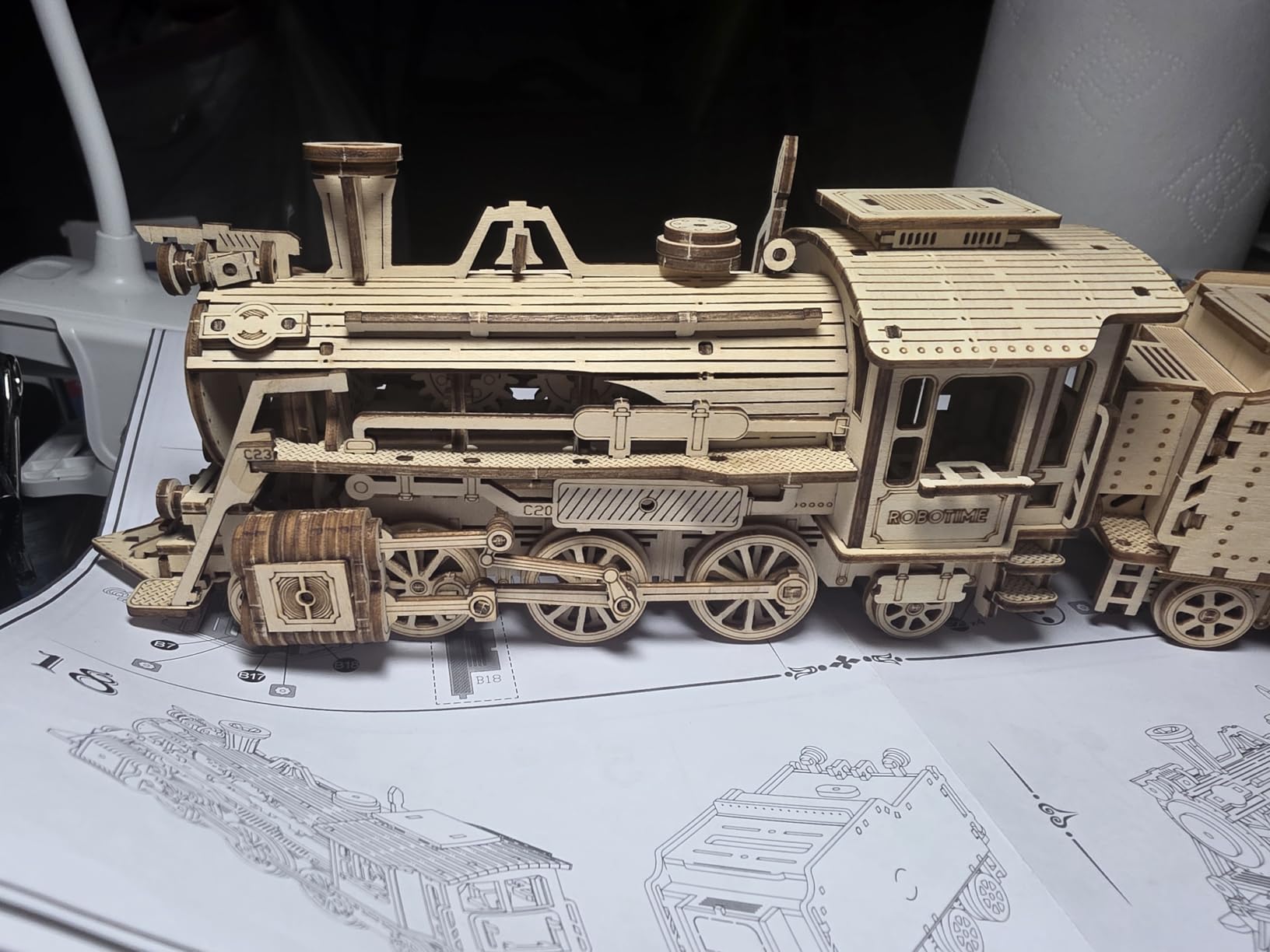 ROKR 3D Wooden Puzzle for Adults-Mechanical Train Model Kits-Brain Teaser Puzzles-Vehicle Building Kits-Unique Gift for Teens on Birthday/Christmas Day(1:80 Scale)(MC501-Prime Steam Express) customer photo 2