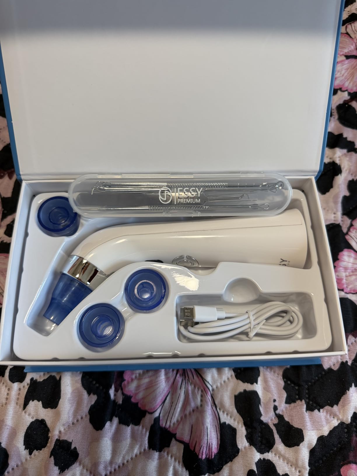 Essy Blackhead Remover Facial Cleanser Machine for Pimple Suction (Blue) customer photo 2