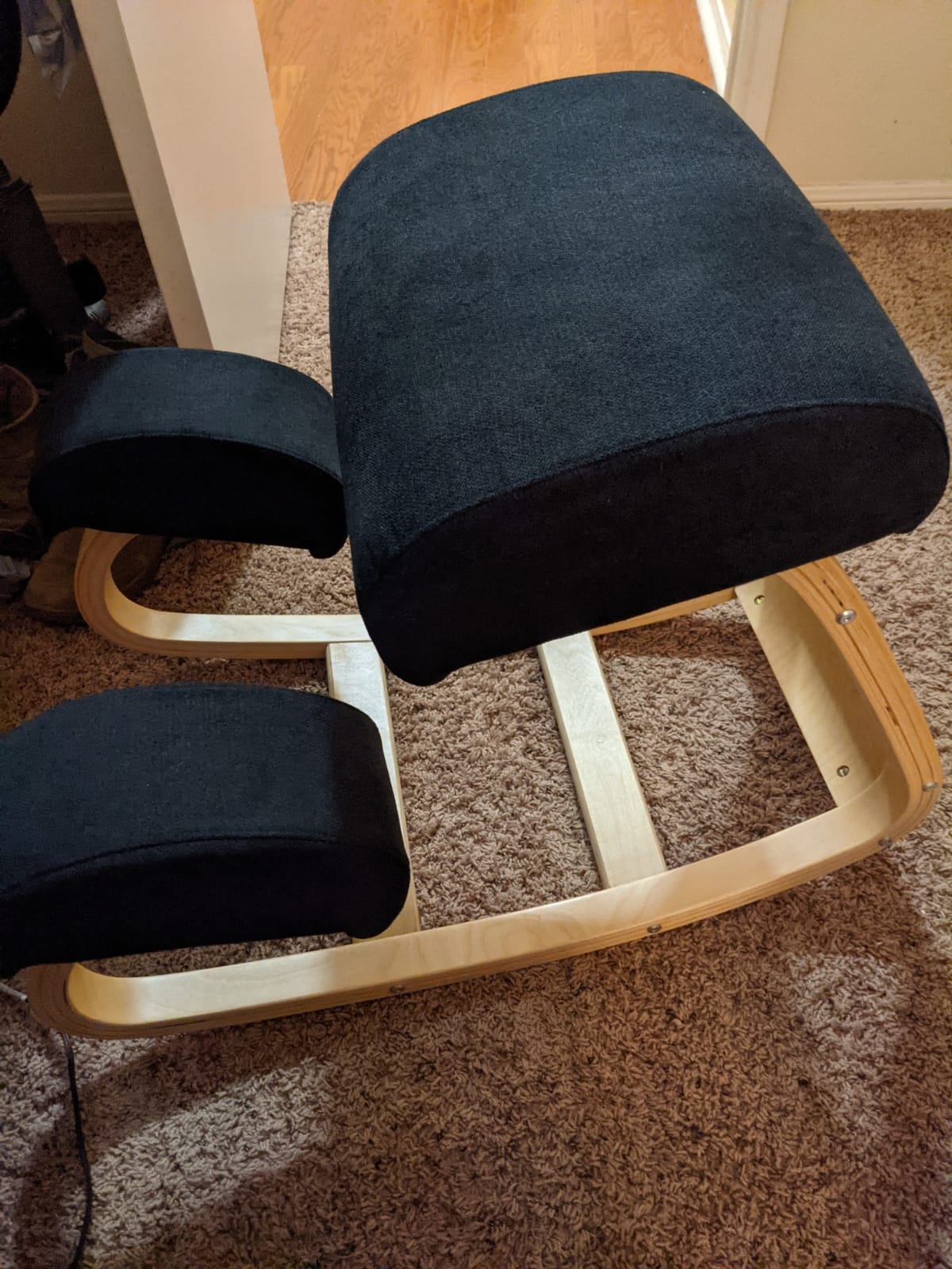 Ergonomic Kneeling Chair with Extra Padding - Posture Support Comfortable Desk Chair - Angled Rocking Stool & Balancing Seat - Natural Relief for Neck or Back Pain (with Extra Padding) customer photo 2