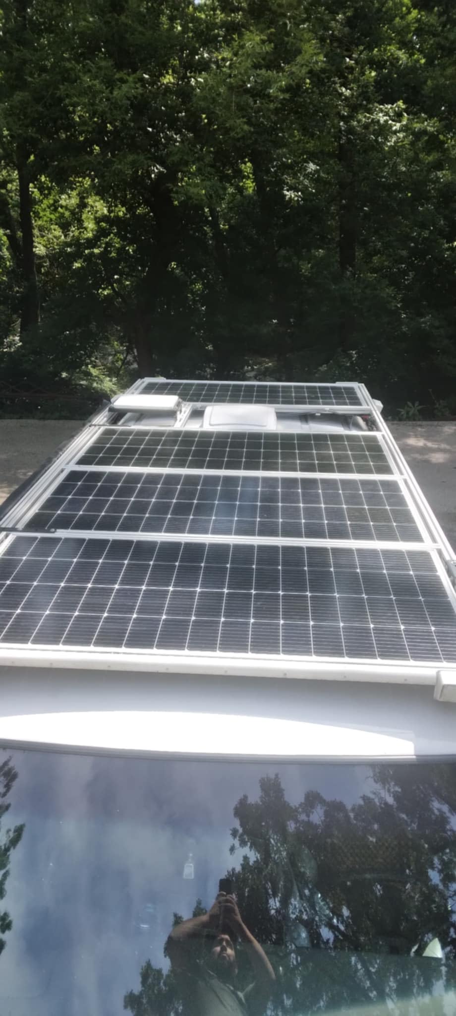 Renogy Solar Panels 200 Watt, N-Type Solar Panel 25% High-Efficiency 16BB customer photo 1