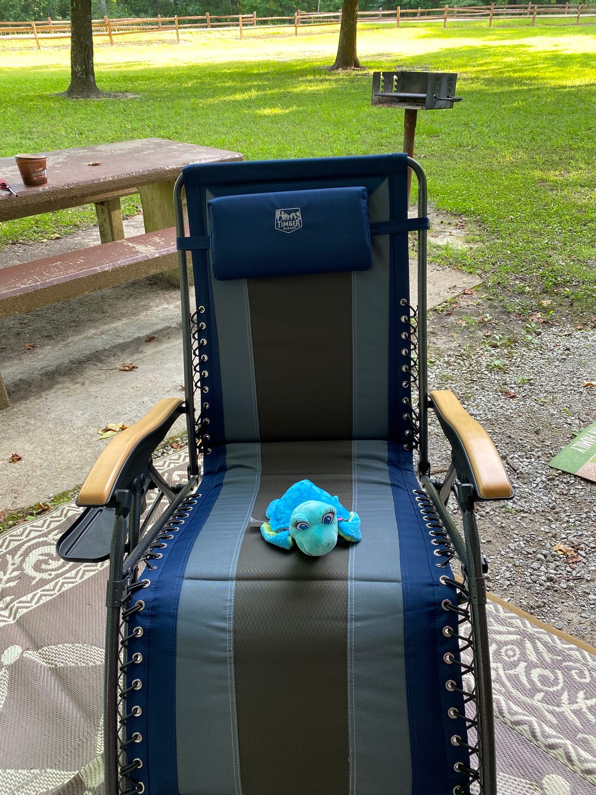 Timber Ridge Oversized Zero Gravity Chair, Padded Reclining Lounge Chair with Adjustable Headrest & Cup Holder, Heavy Duty Support 350 lbs, Foldable for Camping, Lawn, Outdoor & Indoor customer photo 1