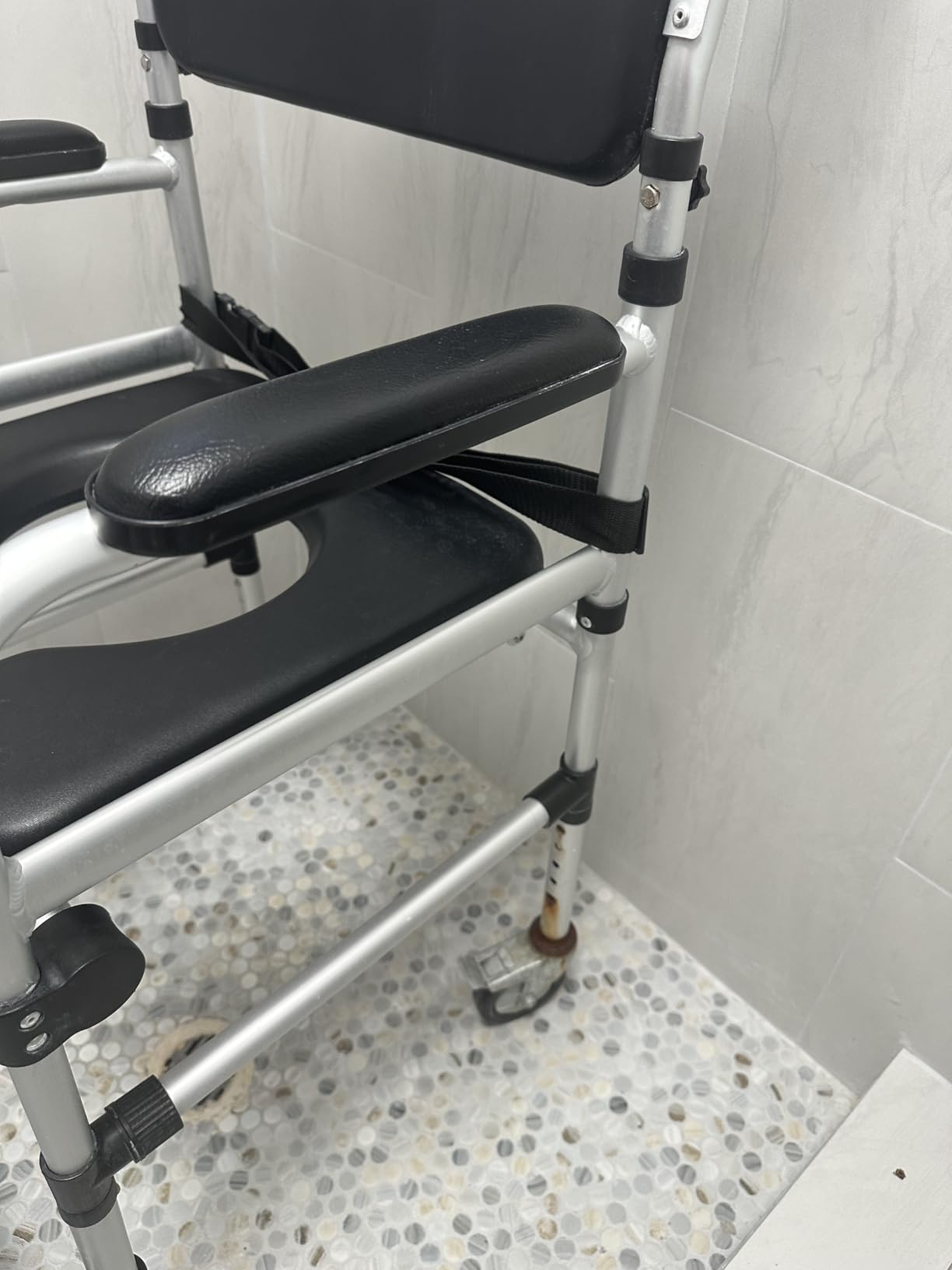 Giantex 3 in 1 Lightweight Shower Commode, Transport Bedside Commode with Wheels, Adjustable Height and Pedal, Shower Wheelchair for Elder, Disabled People (Black) customer photo 2