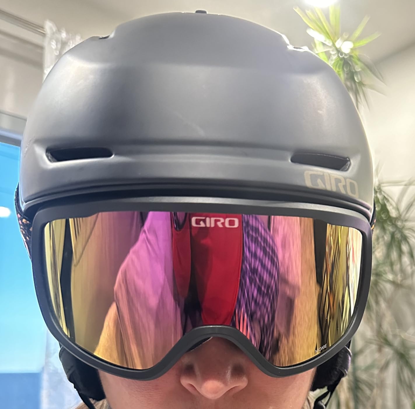 Giro Moxie Ski Goggles - Snowboard Goggles for Women & Youth - White Core Light Strap with Amber Pink/Yellow Lenses customer photo 1