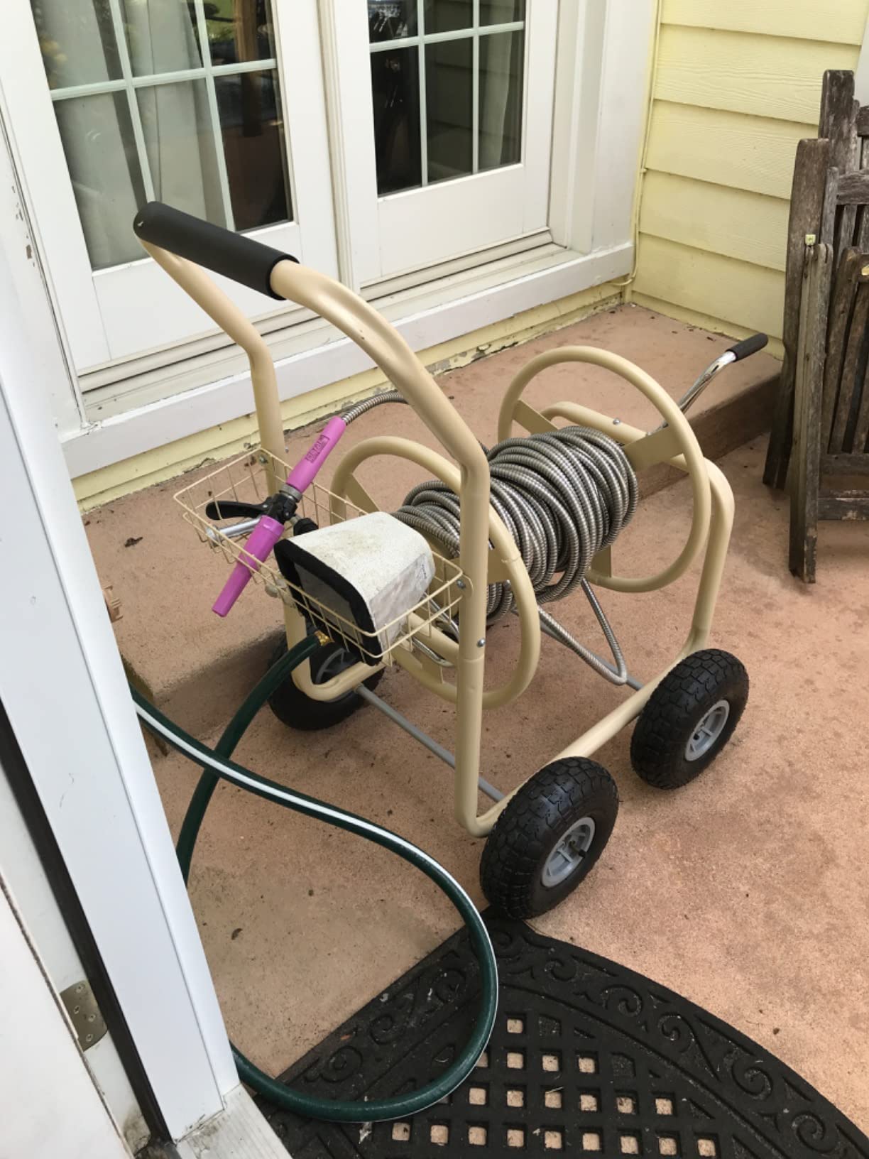 FDW Garden Hose Reel Cart, Water Hose Cart with 4 Wheels, Hold Up to 300 ft of 5/8’’ Hose，Heavy Duty Powder-Coated Steel Planting with Storage Basket, for Garden, Yard and Lawn customer photo 1