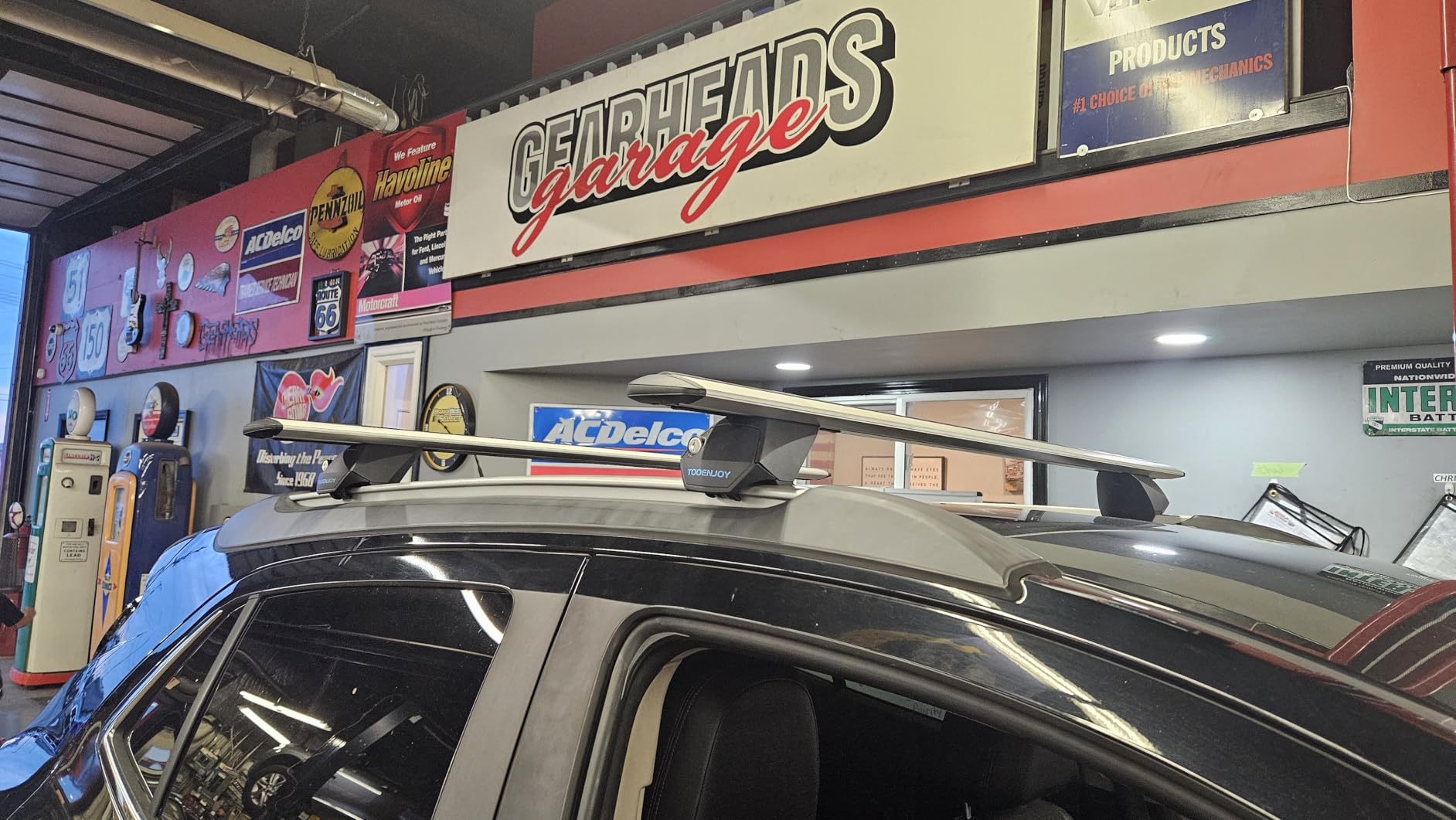 COWVIE 53 Inch Aluminum Roof Rack Cross Bars for Raised Side Rails, Adjustable Cargo Bars with Keyed Locks, Hold 198 LBS, Silver customer photo 2